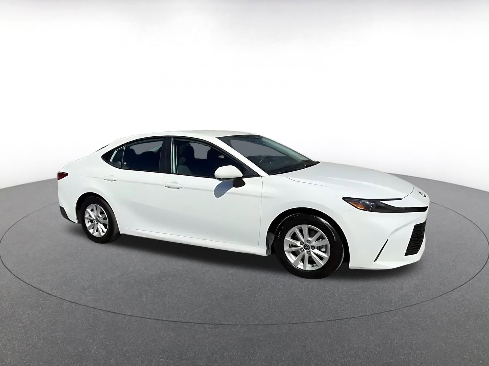 Thumbnail: 2025 Toyota Camry - 1