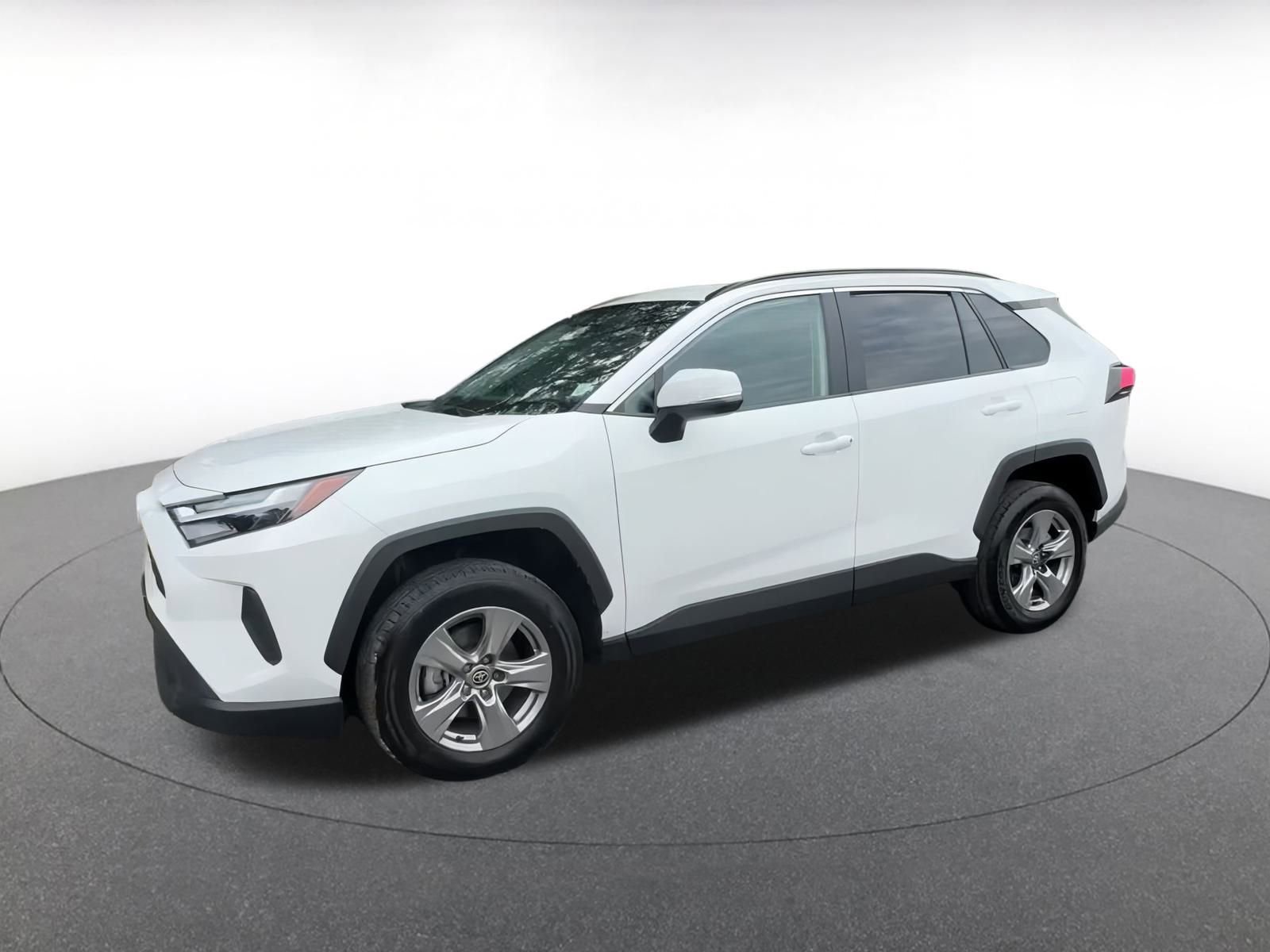 Thumbnail: 2024 Toyota RAV4 - 8