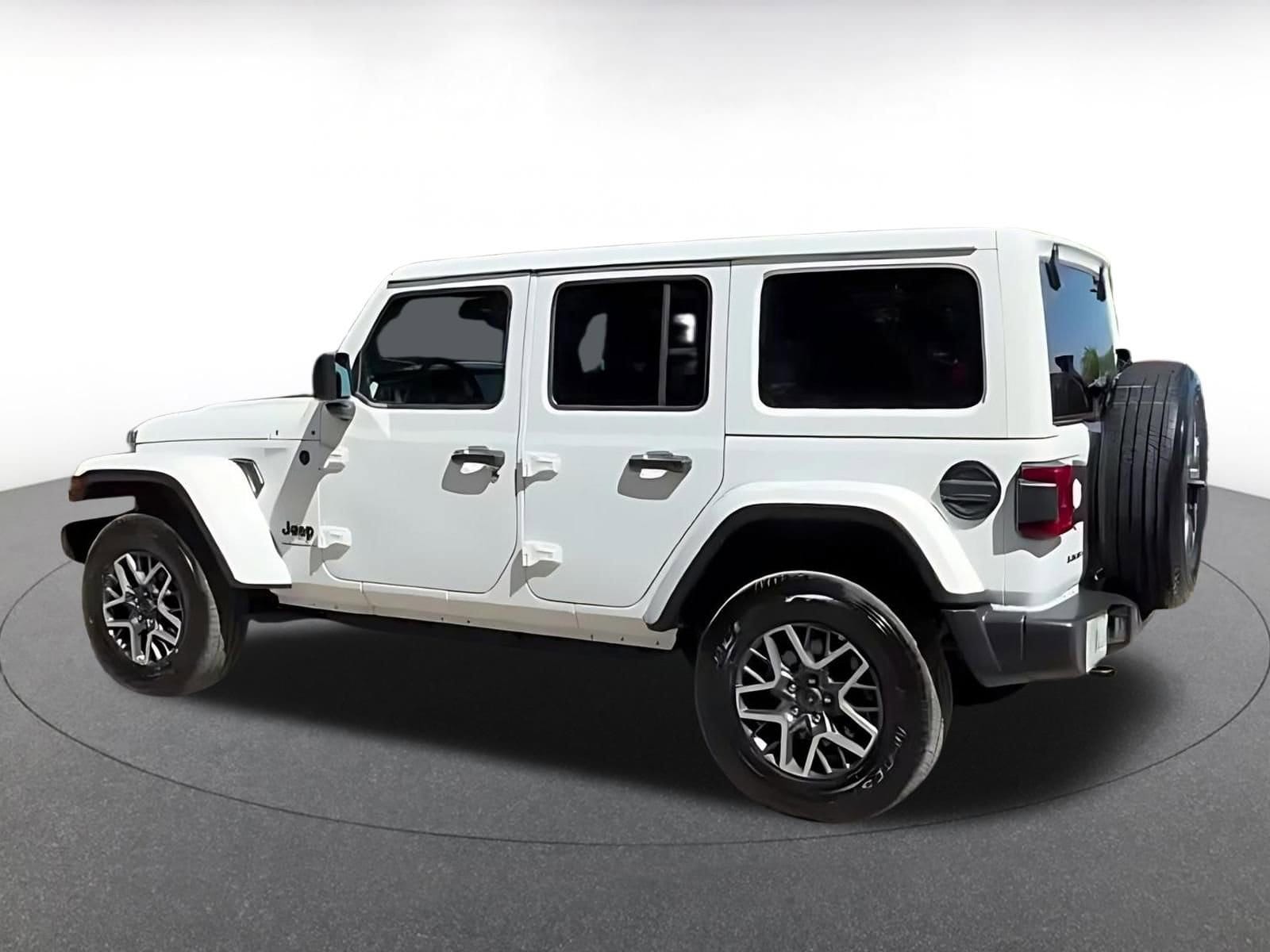 Thumbnail: 2025 Jeep Wrangler - 16