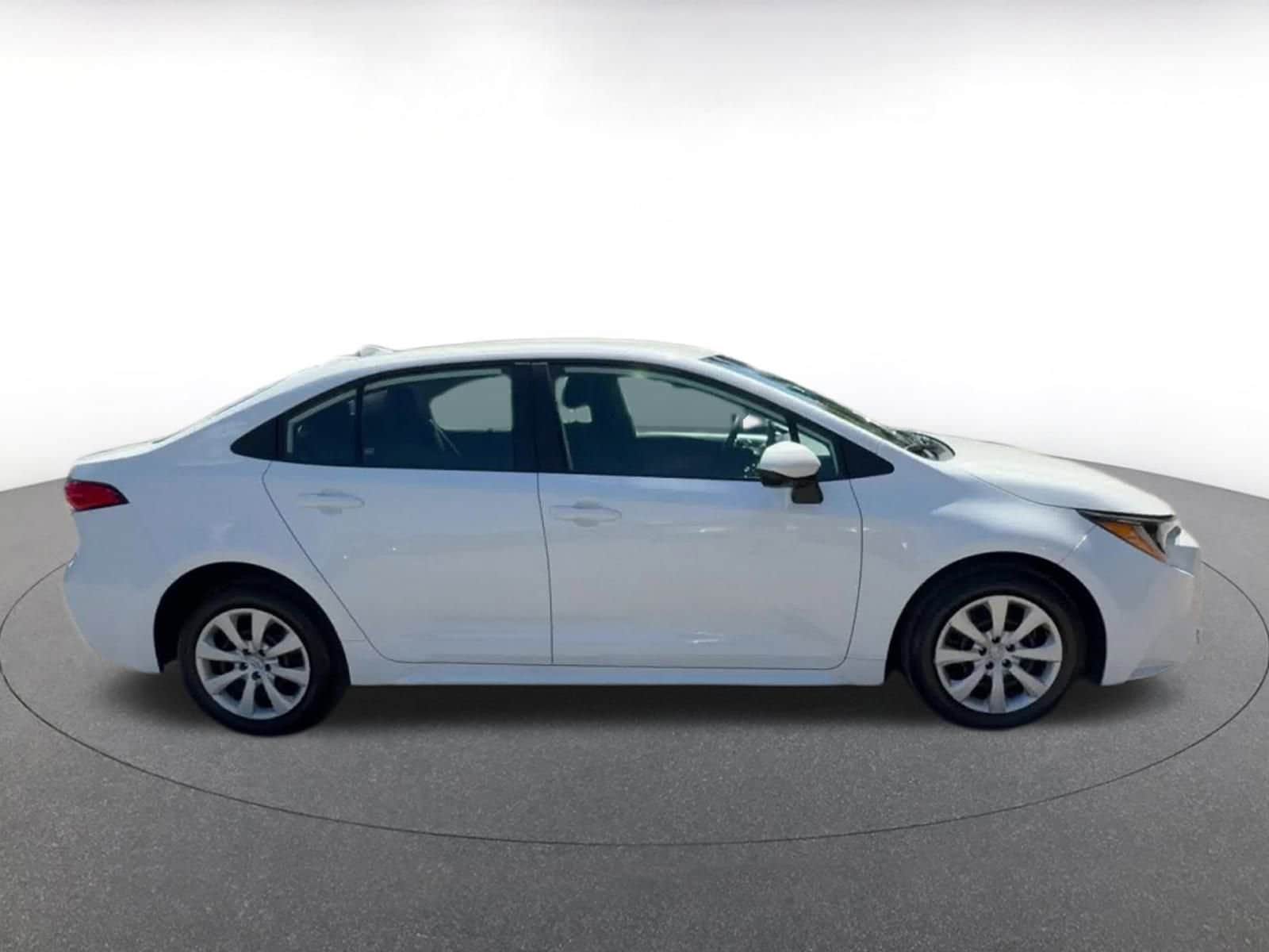 Thumbnail: 2024 Toyota Corolla - 16