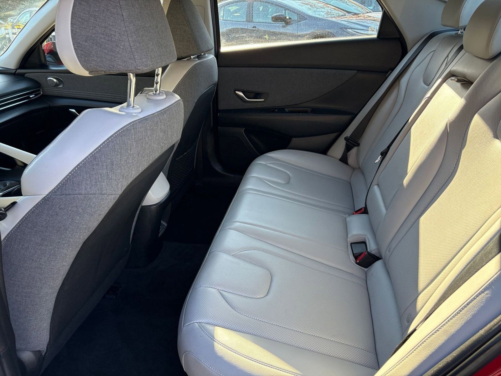 Thumbnail: 2025 Hyundai Elantra - 24