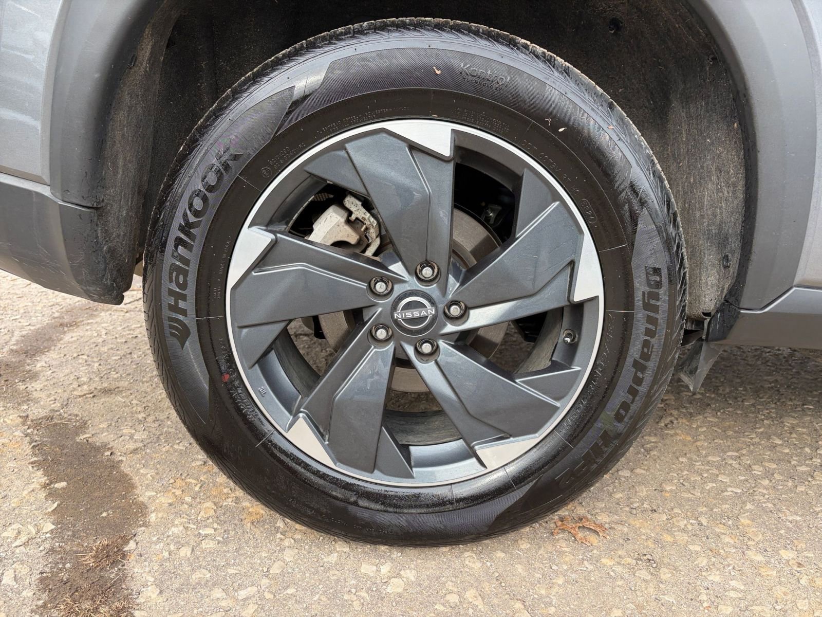 Thumbnail: 2025 Nissan Rogue - 32