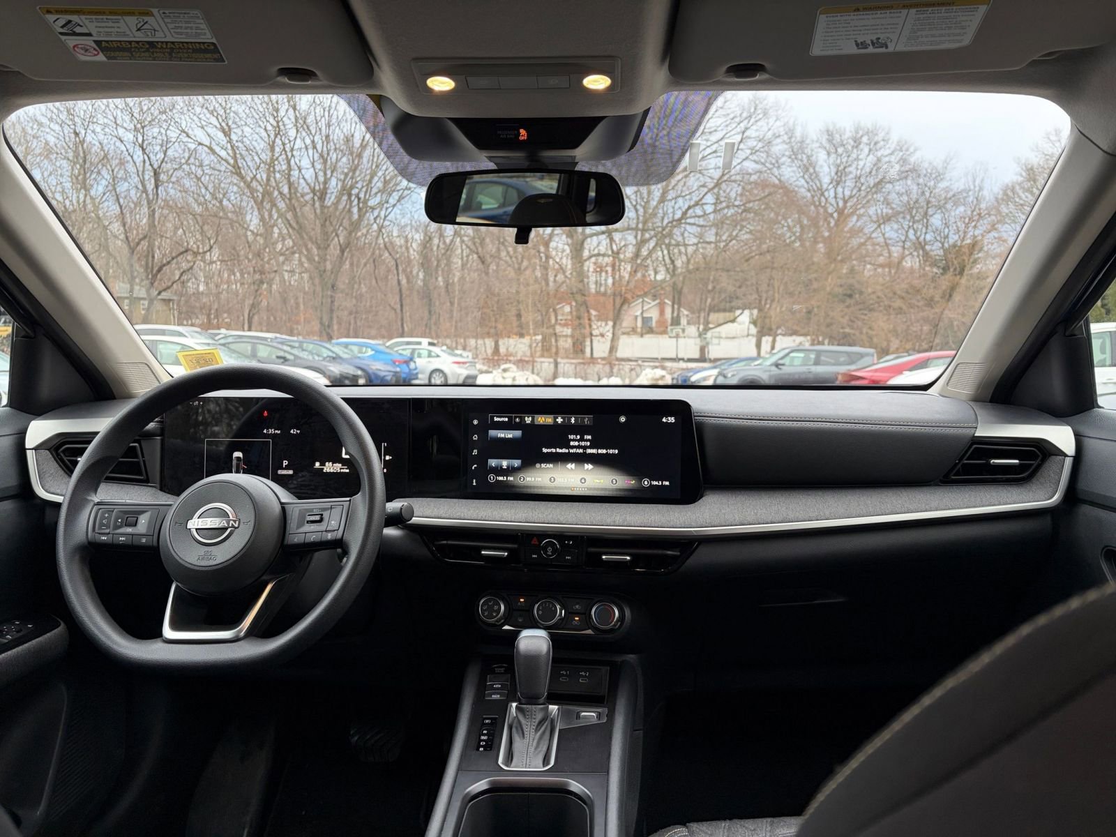 Thumbnail: 2025 Nissan Kicks - 31