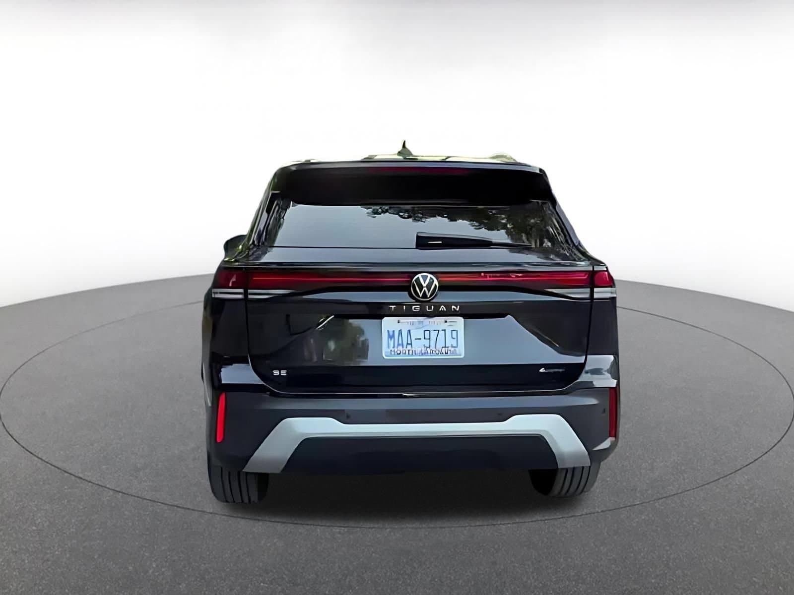 Thumbnail: 2026 Volkswagen Tiguan - 11