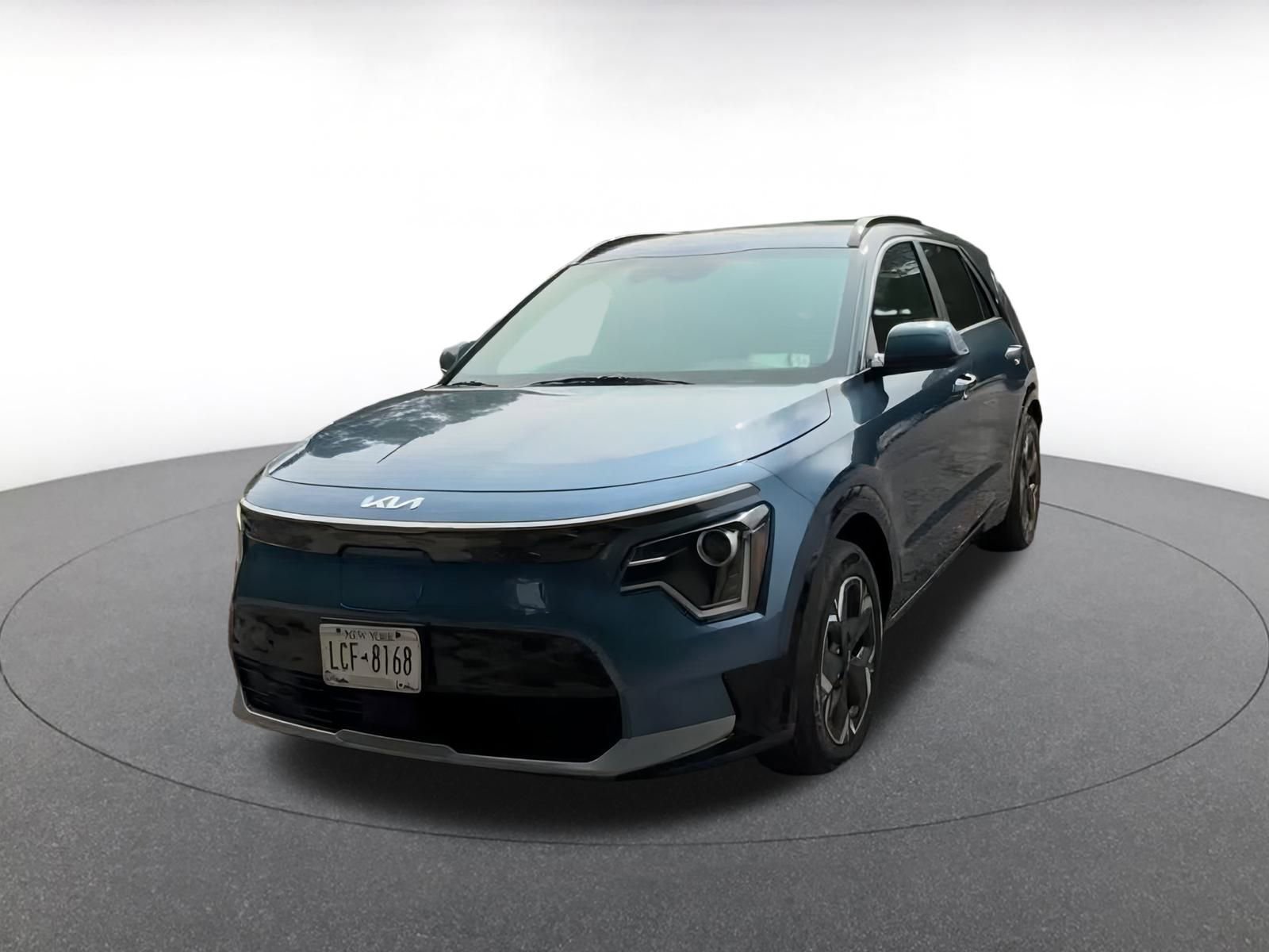 Thumbnail: 2023 Kia Niro - 6