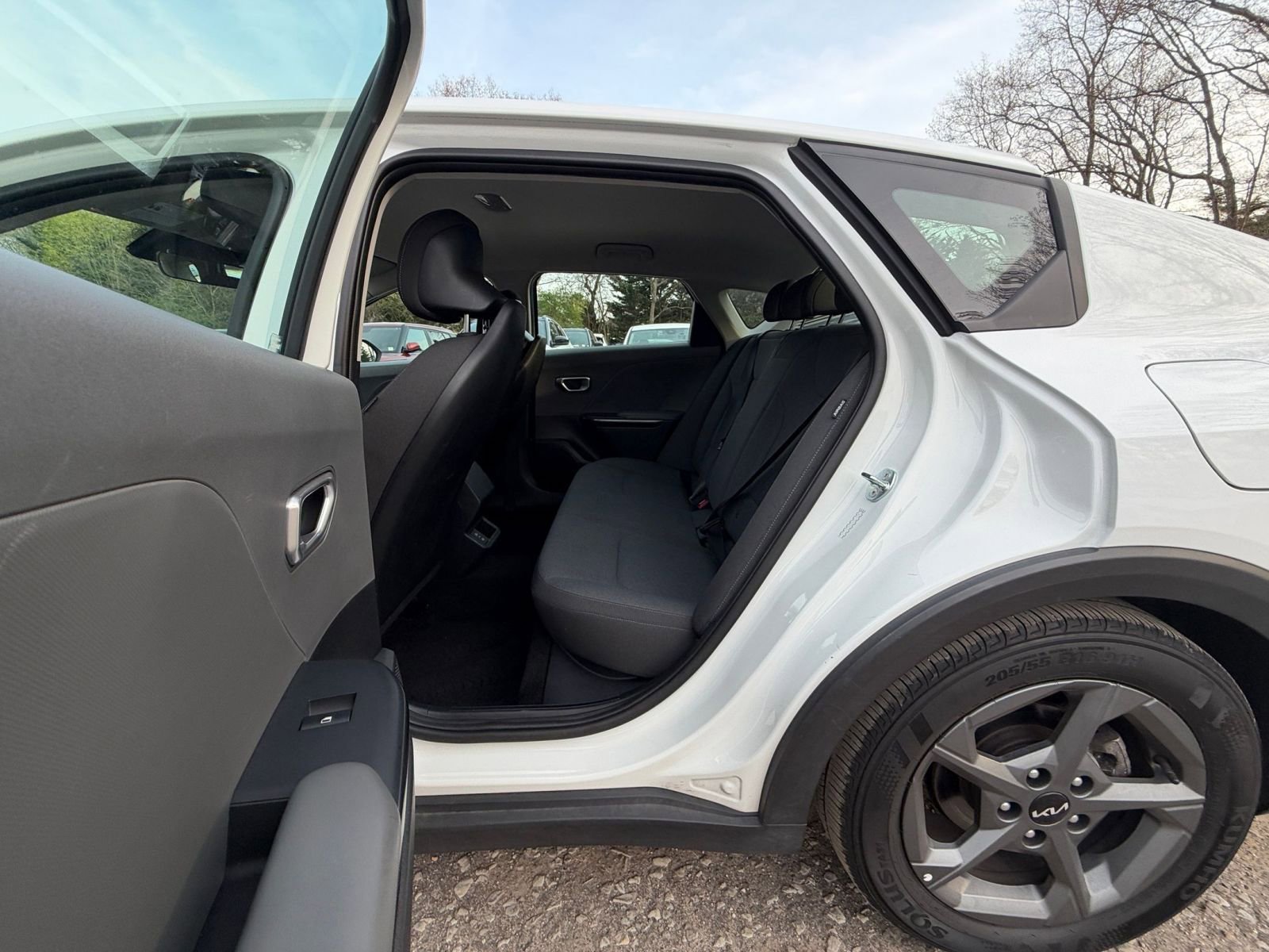 Thumbnail: 2025 Kia K4 - 24