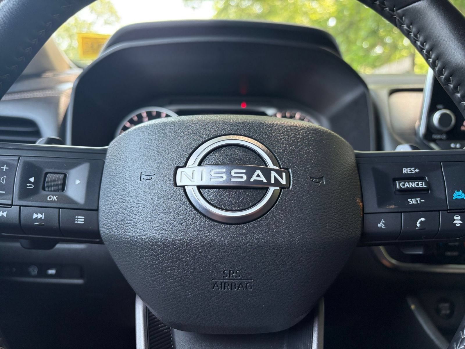 Thumbnail: 2025 Nissan Rogue - 30