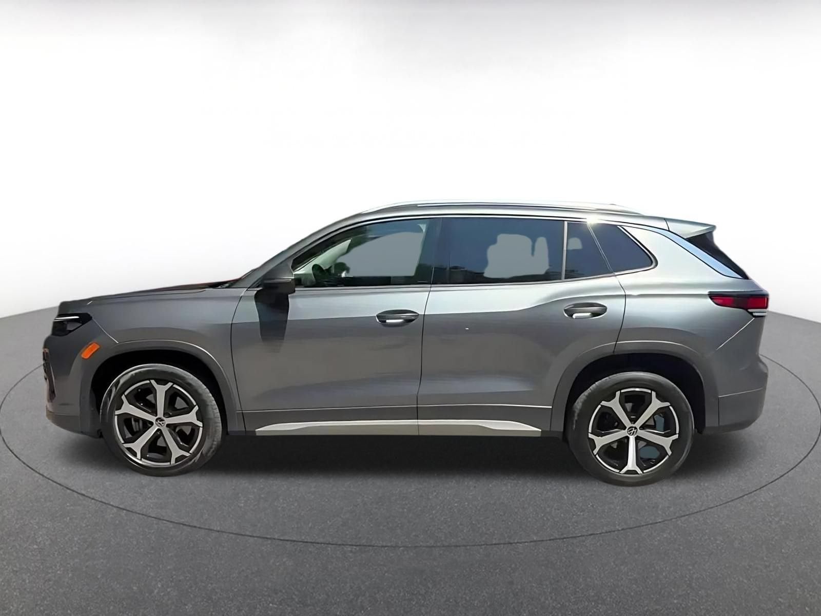 Thumbnail: 2026 Volkswagen Tiguan - 8