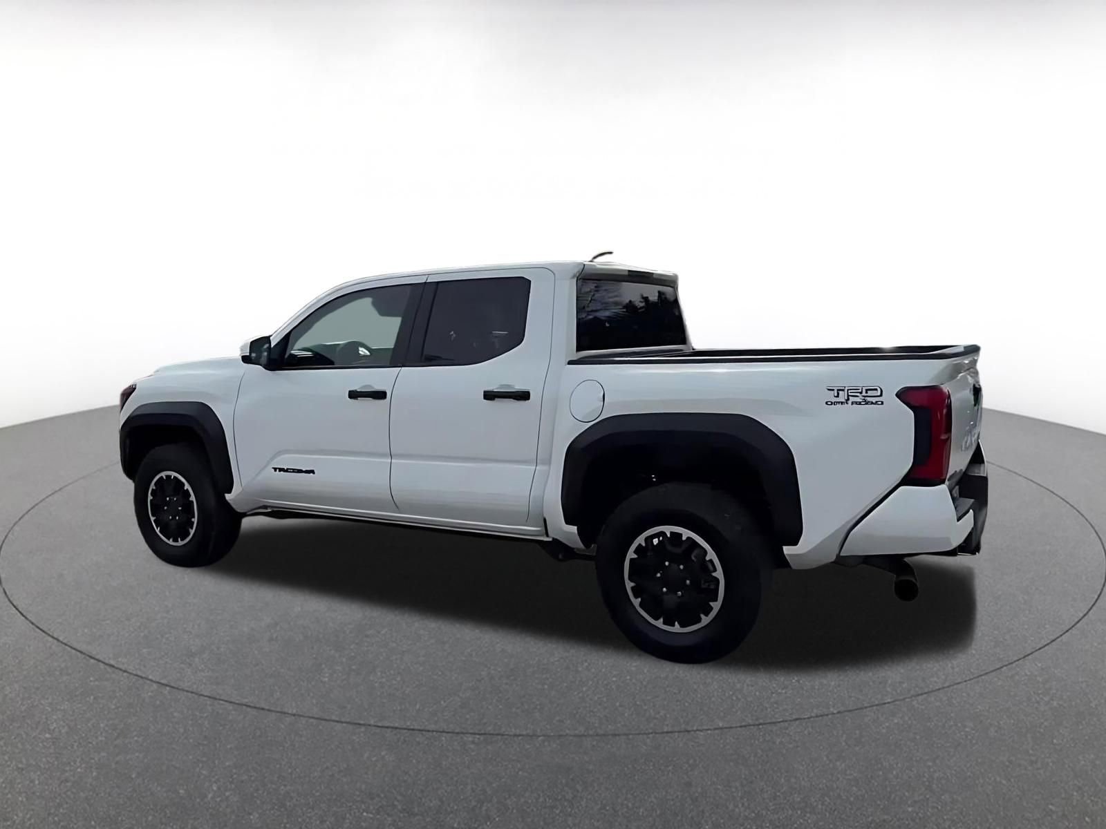 Thumbnail: 2025 Toyota Tacoma - 10