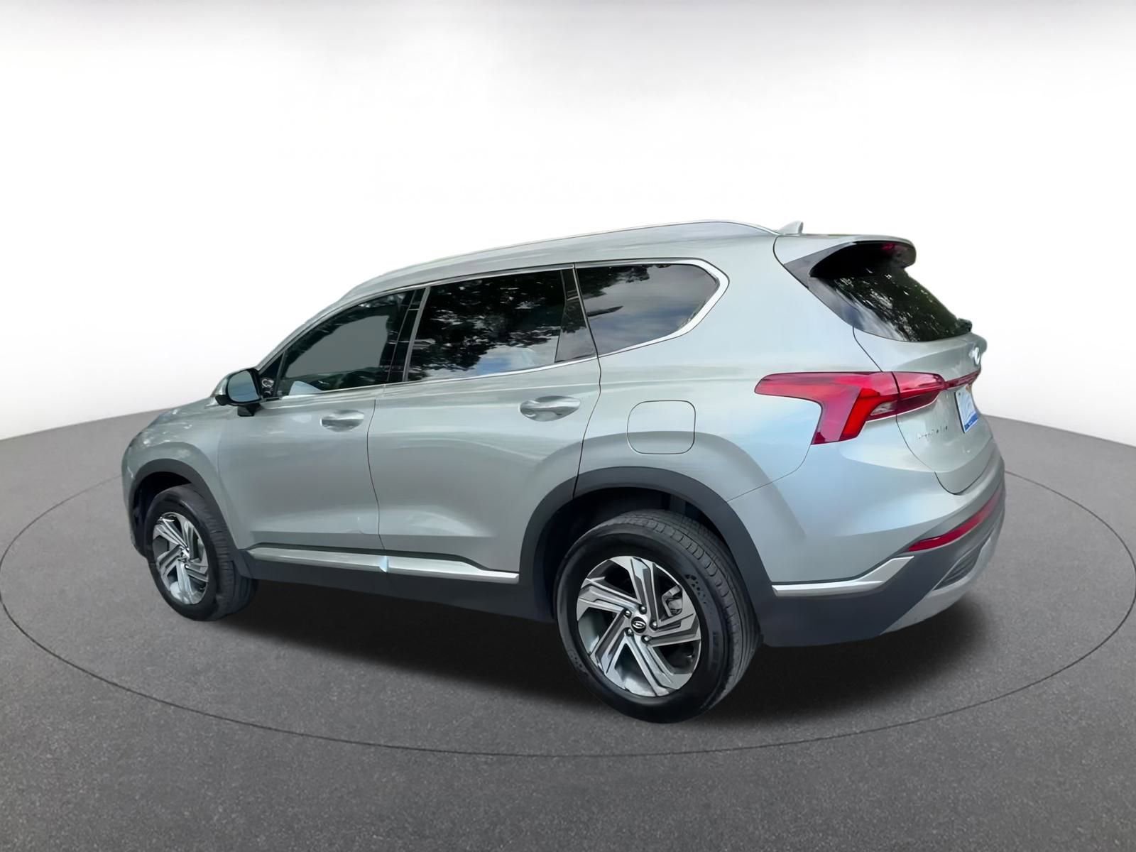 Thumbnail: 2023 Hyundai Santa Fe - 10