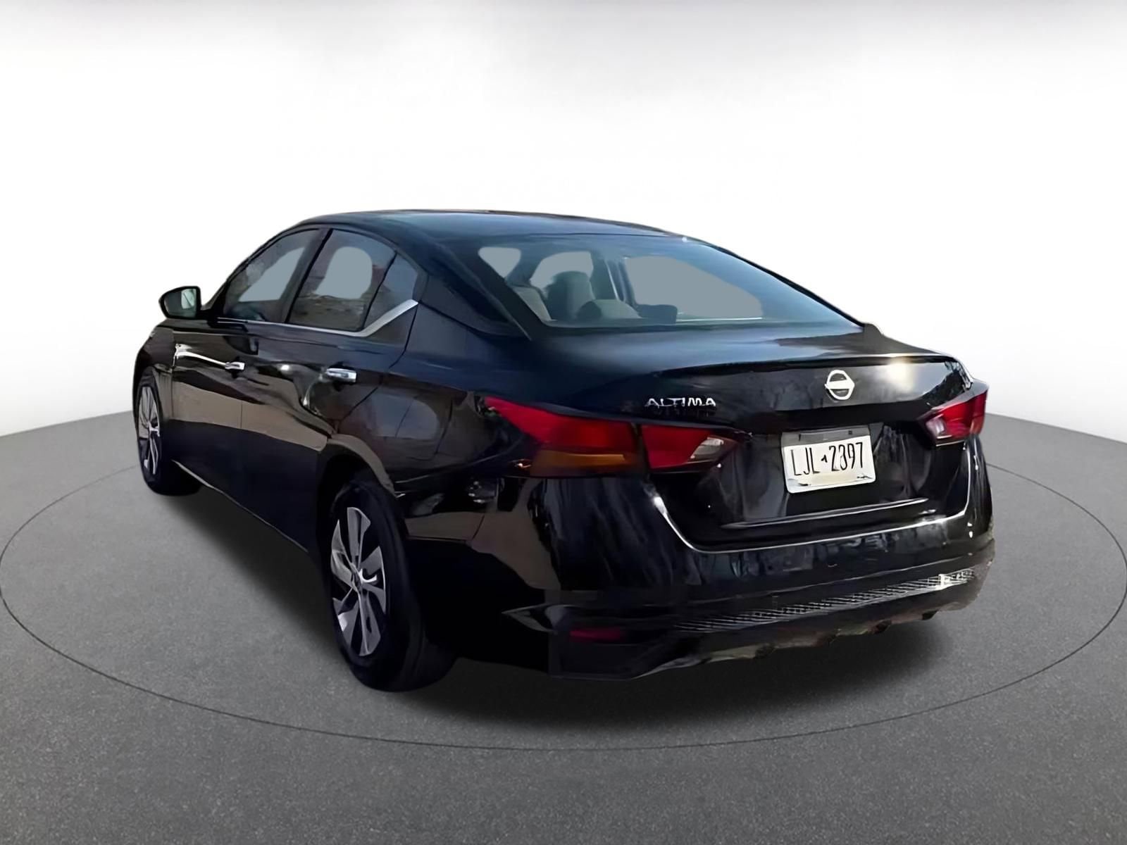 Thumbnail: 2024 Nissan Altima - 10