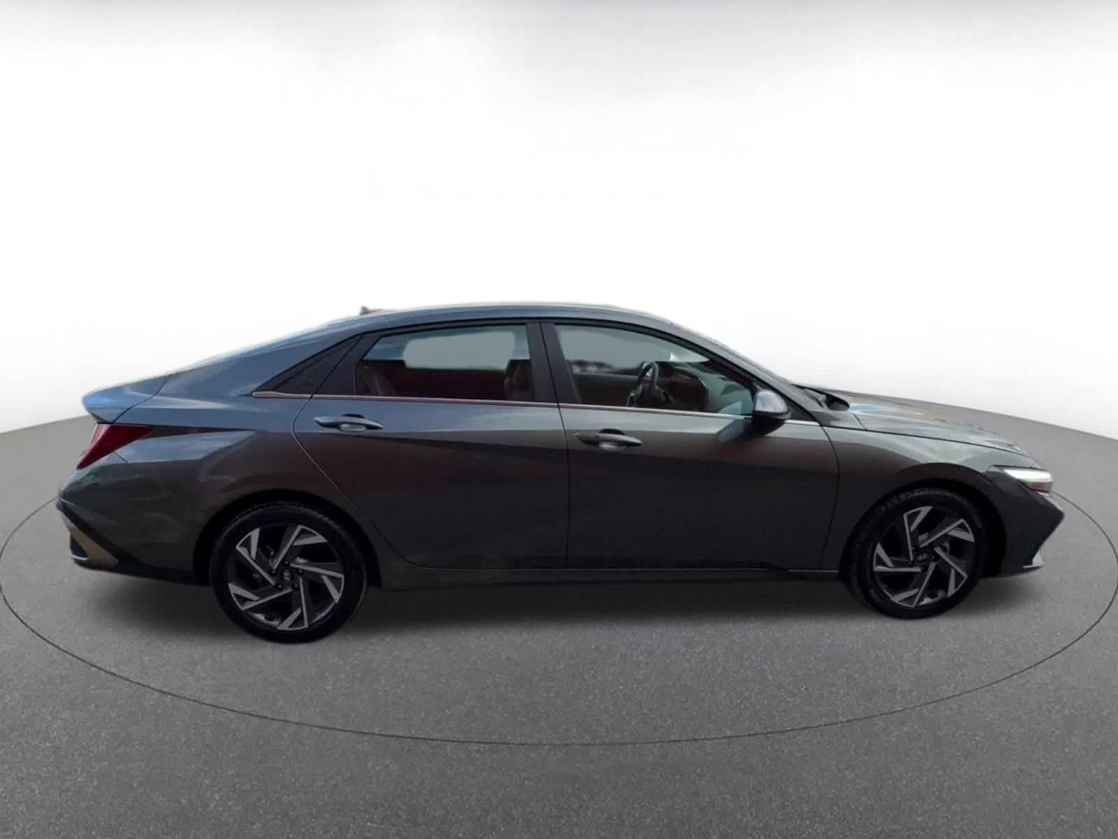 Thumbnail: 2025 Hyundai Elantra - 16