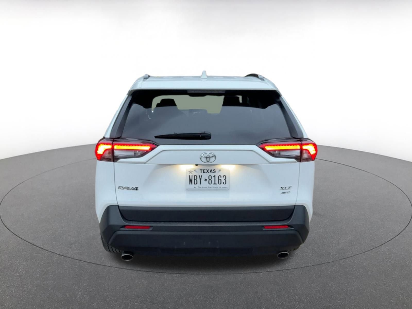 Thumbnail: 2025 Toyota RAV4 - 8