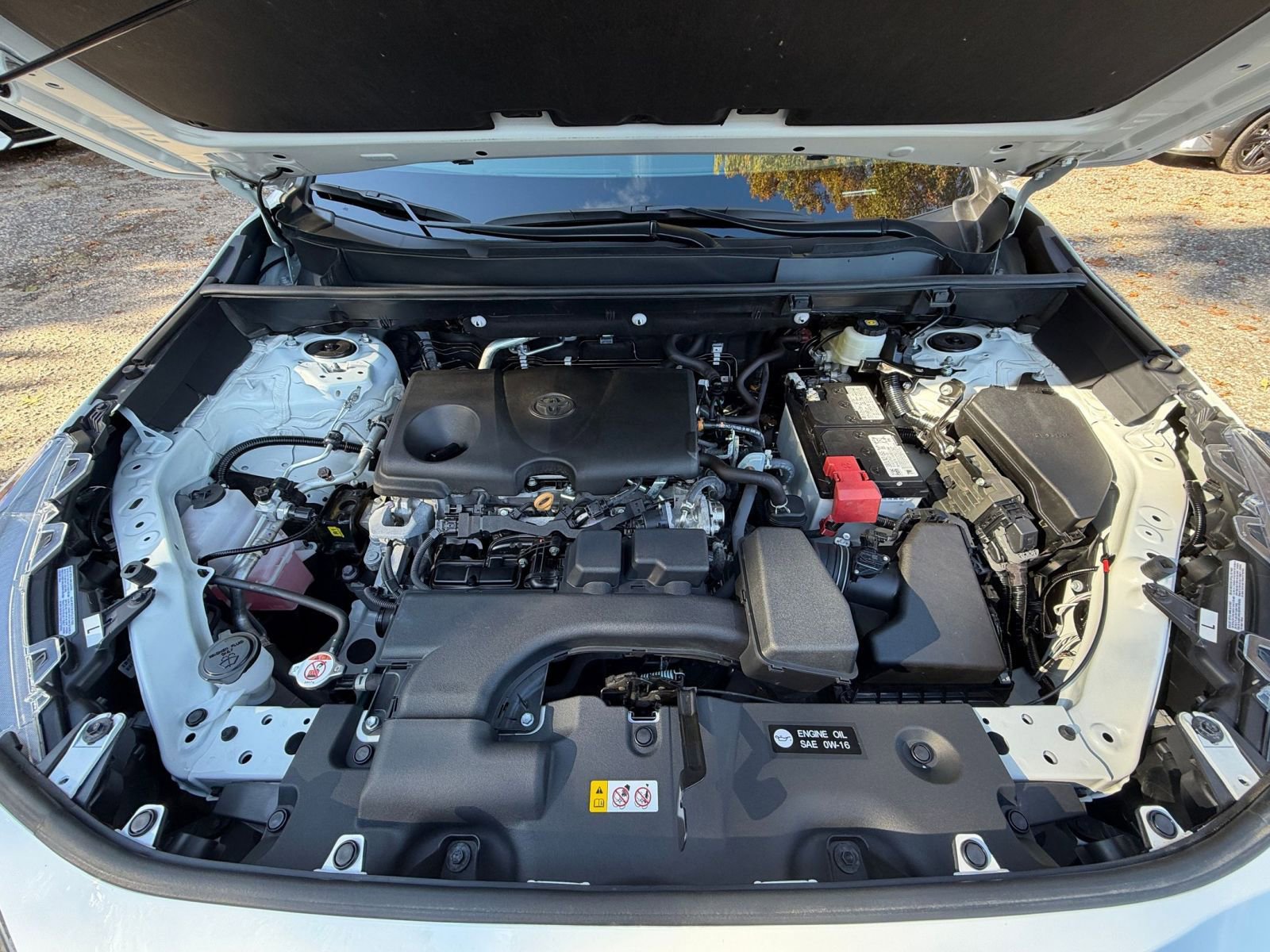 Thumbnail: 2025 Toyota RAV4 - 32