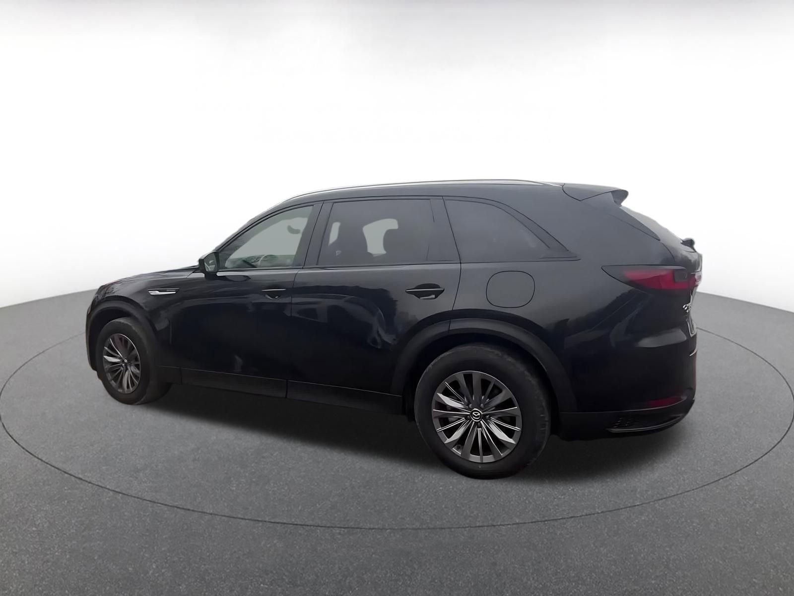 Thumbnail: 2025 Mazda CX-90 - 10