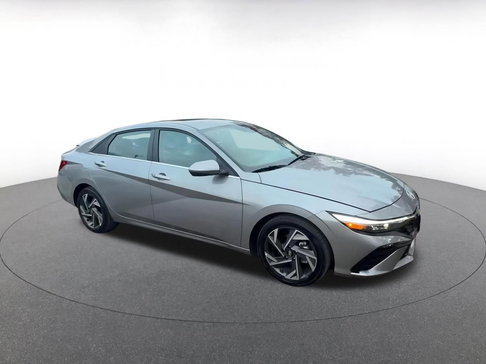 Thumbnail: 2025 Hyundai Elantra - 2