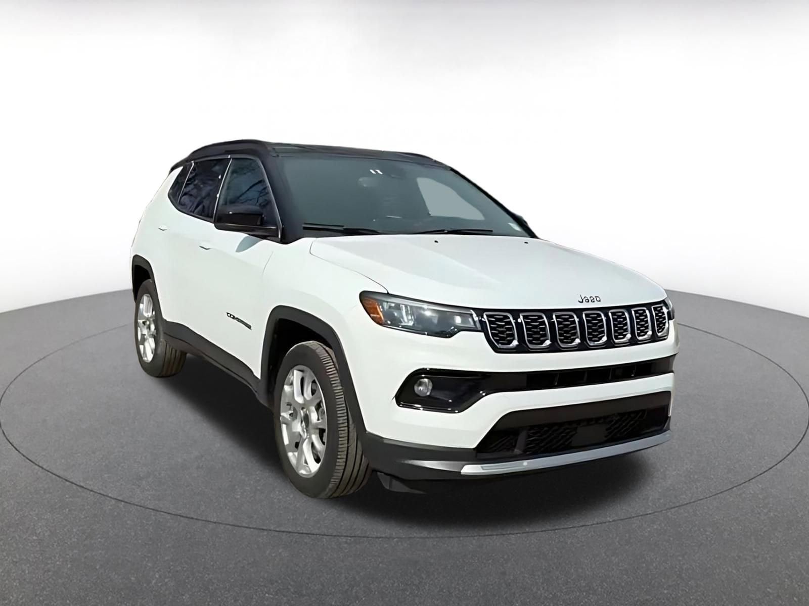 Thumbnail: 2025 Jeep Compass - 3