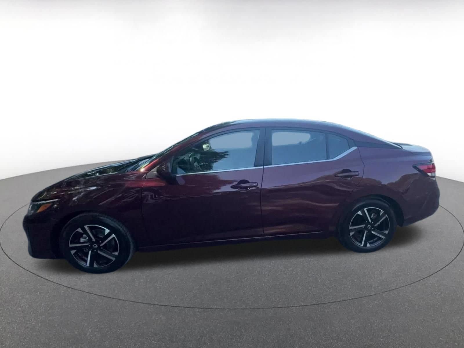 Thumbnail: 2025 Nissan Sentra - 9