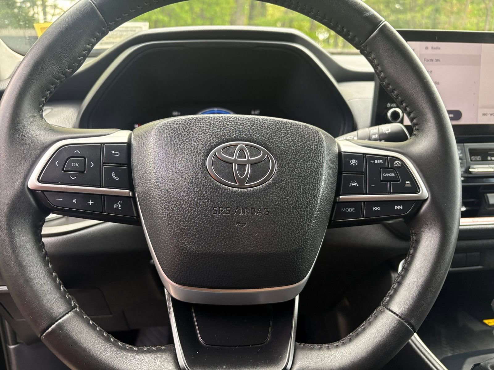 Thumbnail: 2025 Toyota Grand Highlander - 24