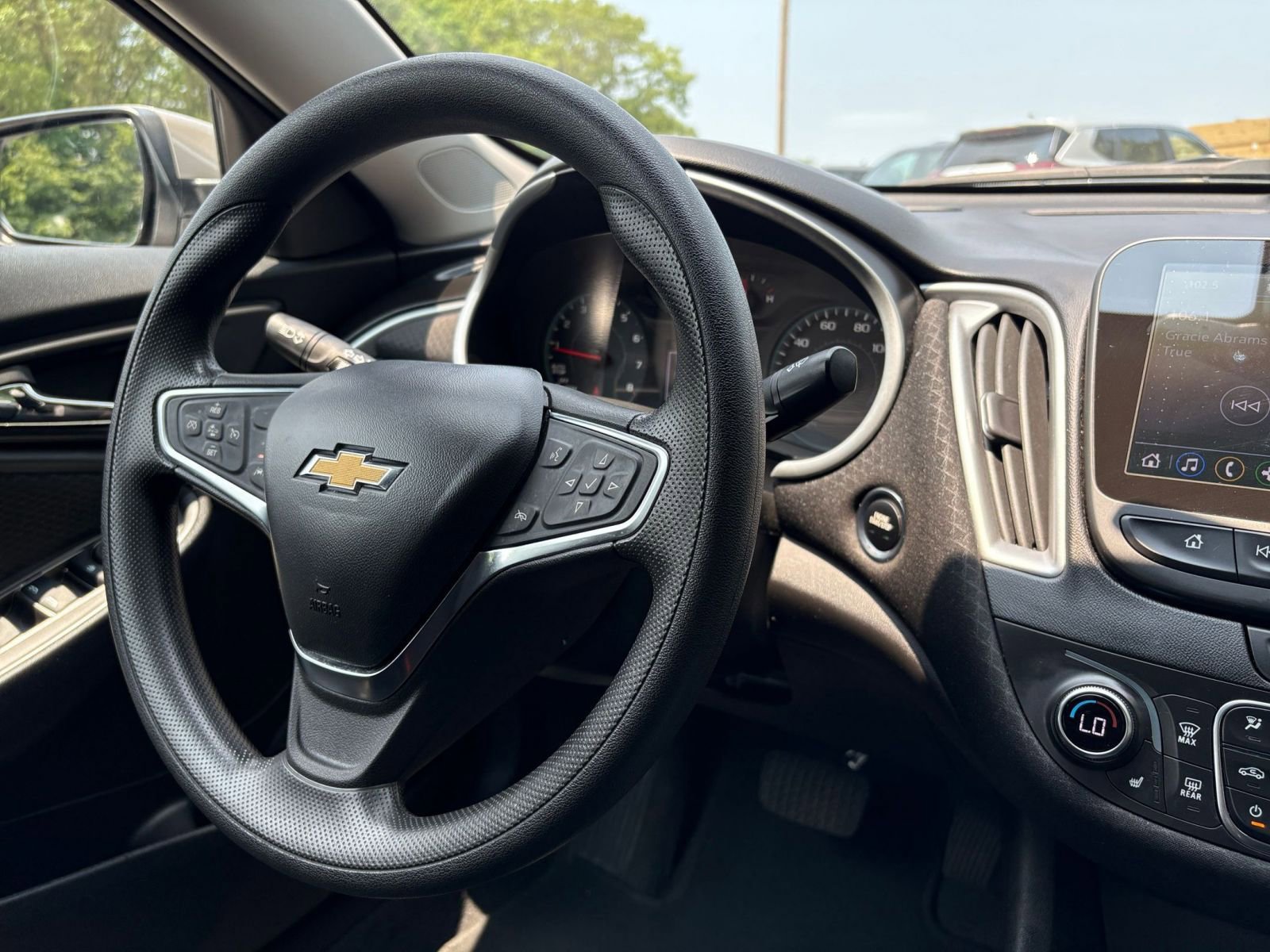 2023 Chevrolet Malibu LT 34