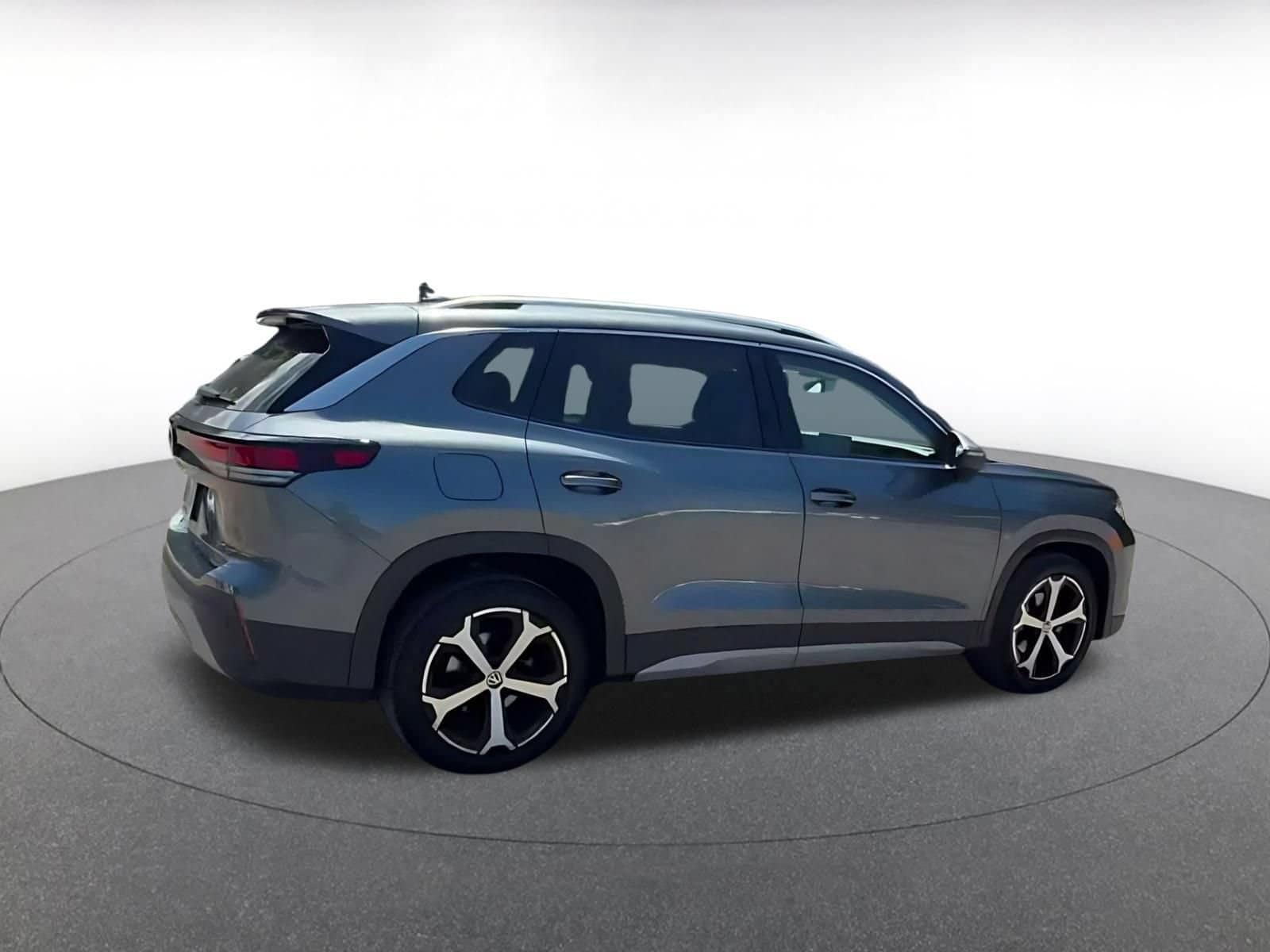 Thumbnail: 2026 Volkswagen Tiguan - 14