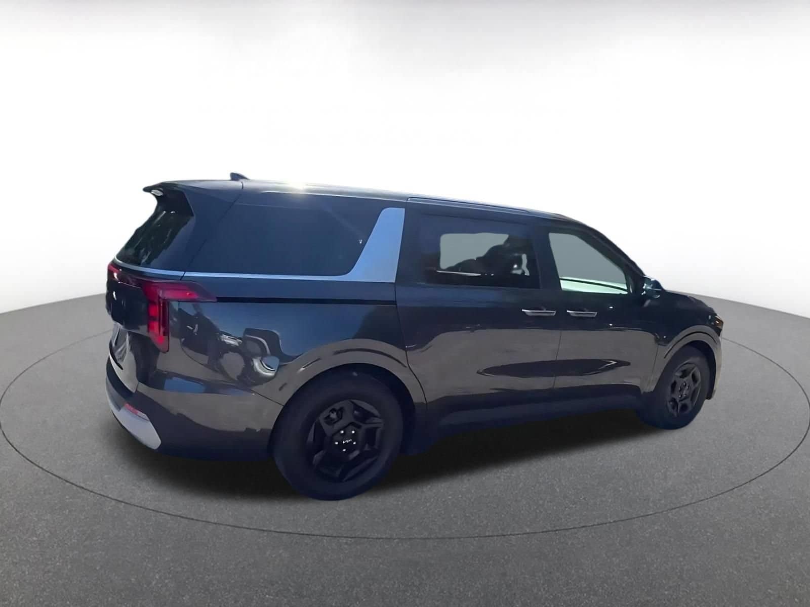 Thumbnail: 2026 Kia Carnival - 14