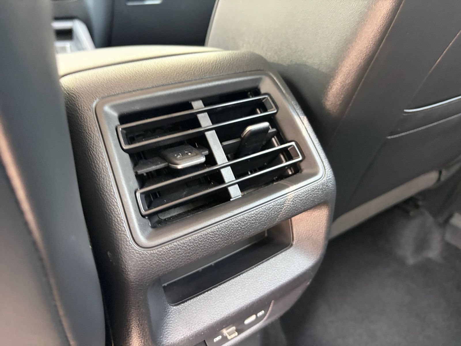 Thumbnail: 2026 Volkswagen Tiguan - 20