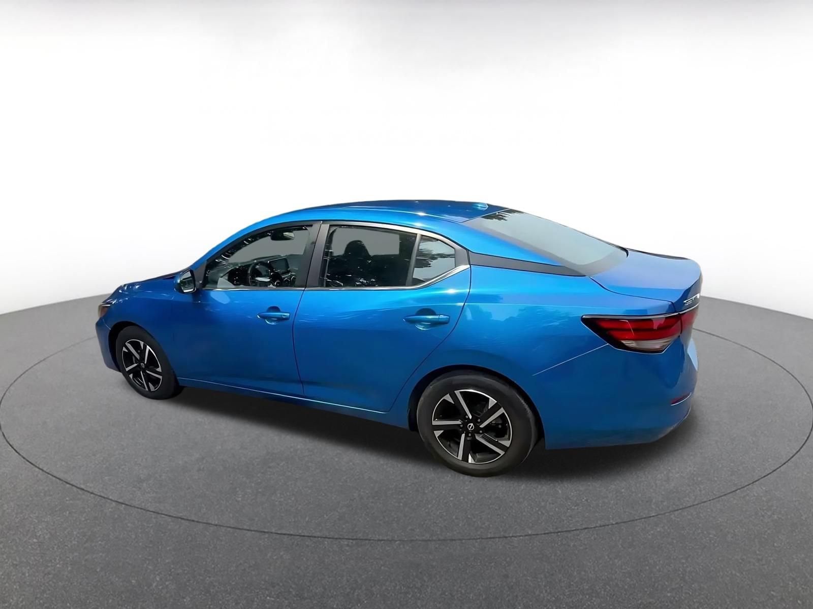 Thumbnail: 2025 Nissan Sentra - 8