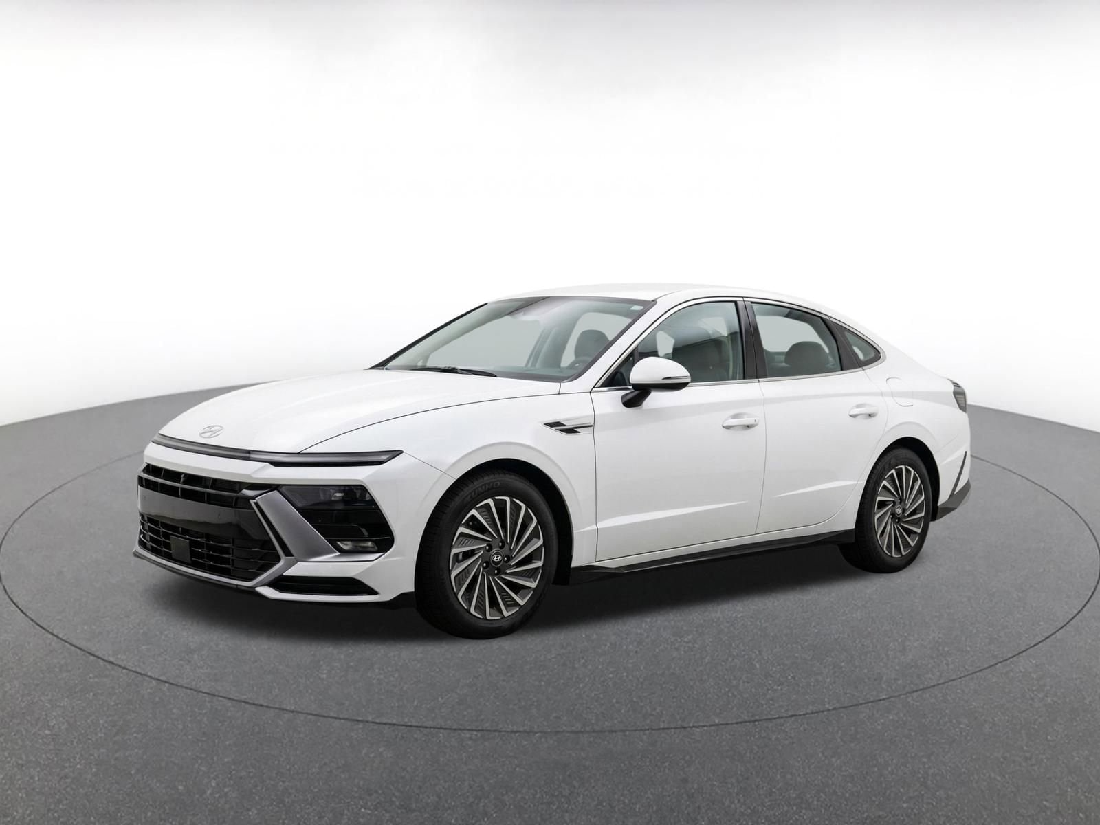 Thumbnail: 2025 Hyundai Sonata - 3