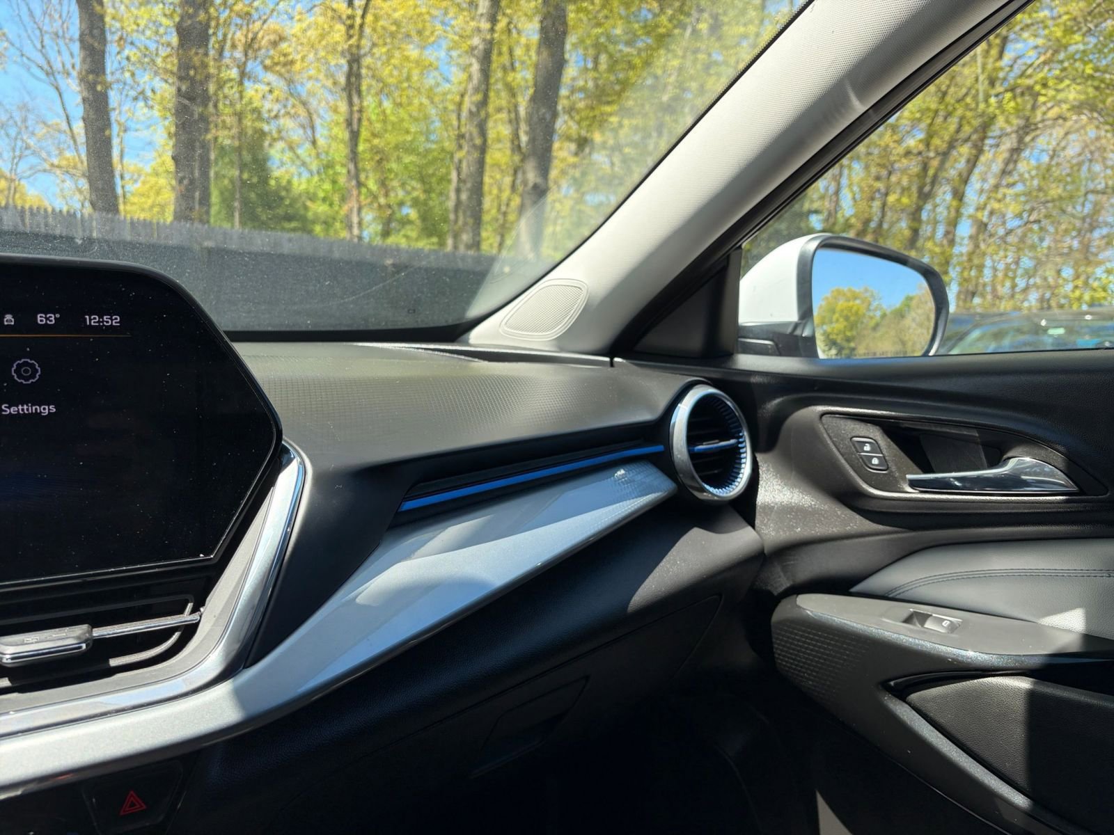 Thumbnail: 2025 Chevrolet Trax - 34