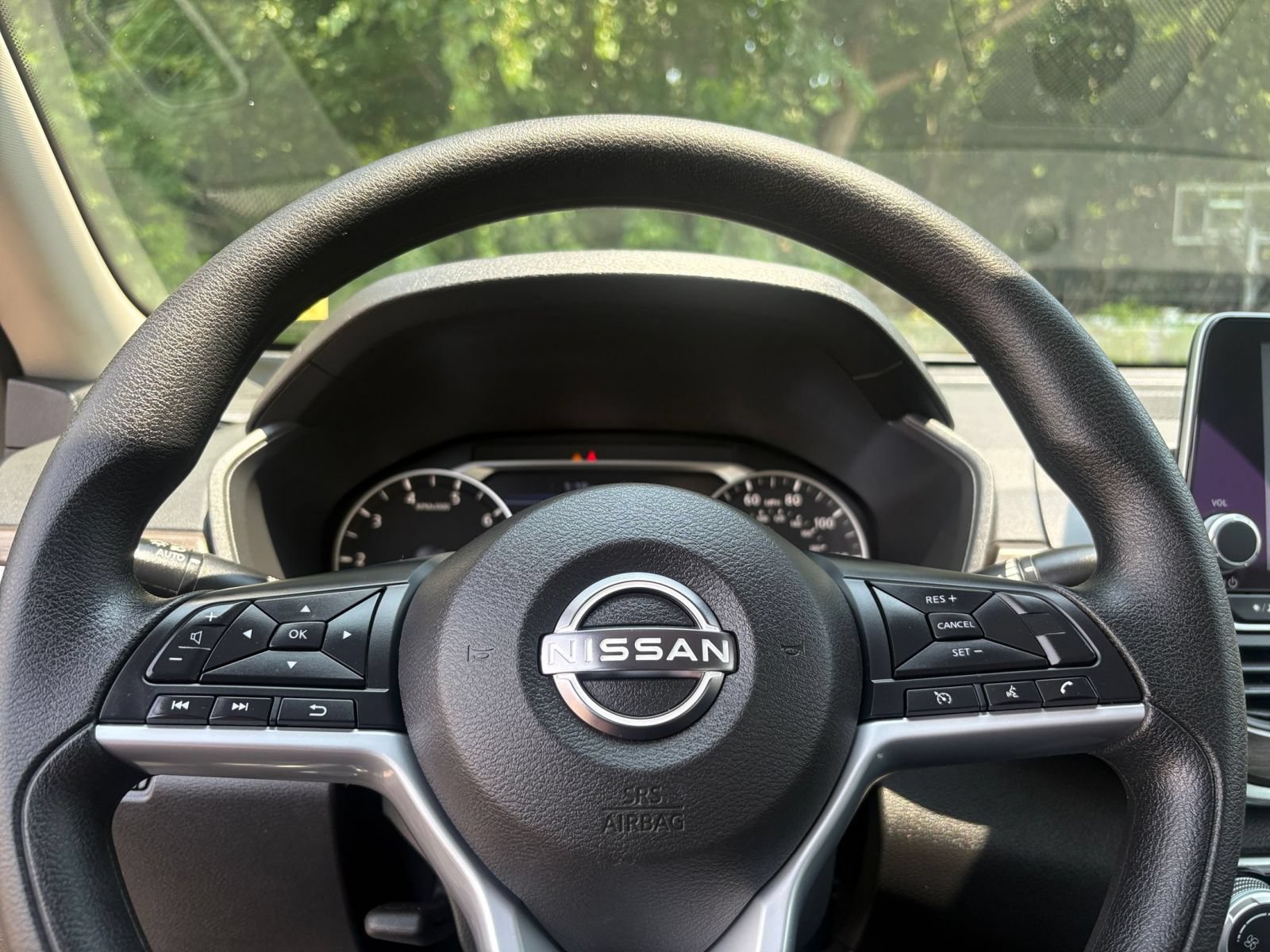 Thumbnail: 2025 Nissan Altima - 21