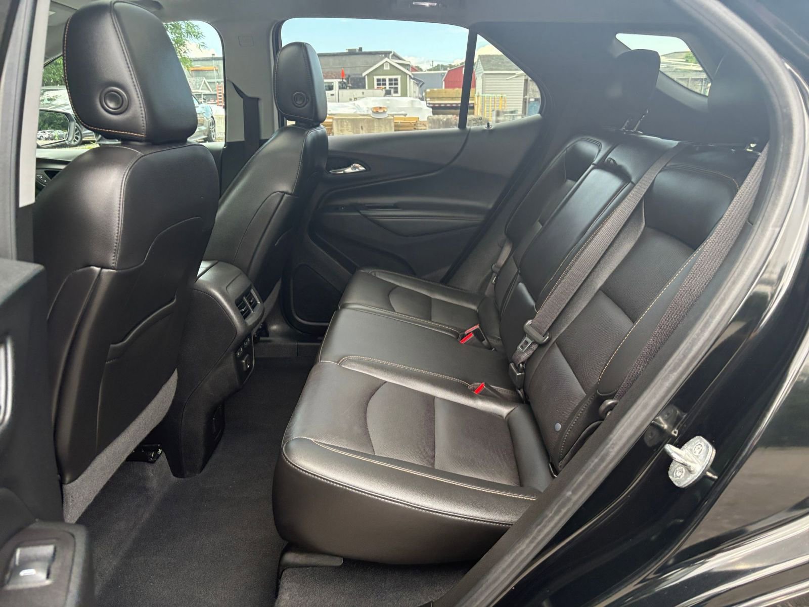 Thumbnail: 2020 Chevrolet Equinox - 25