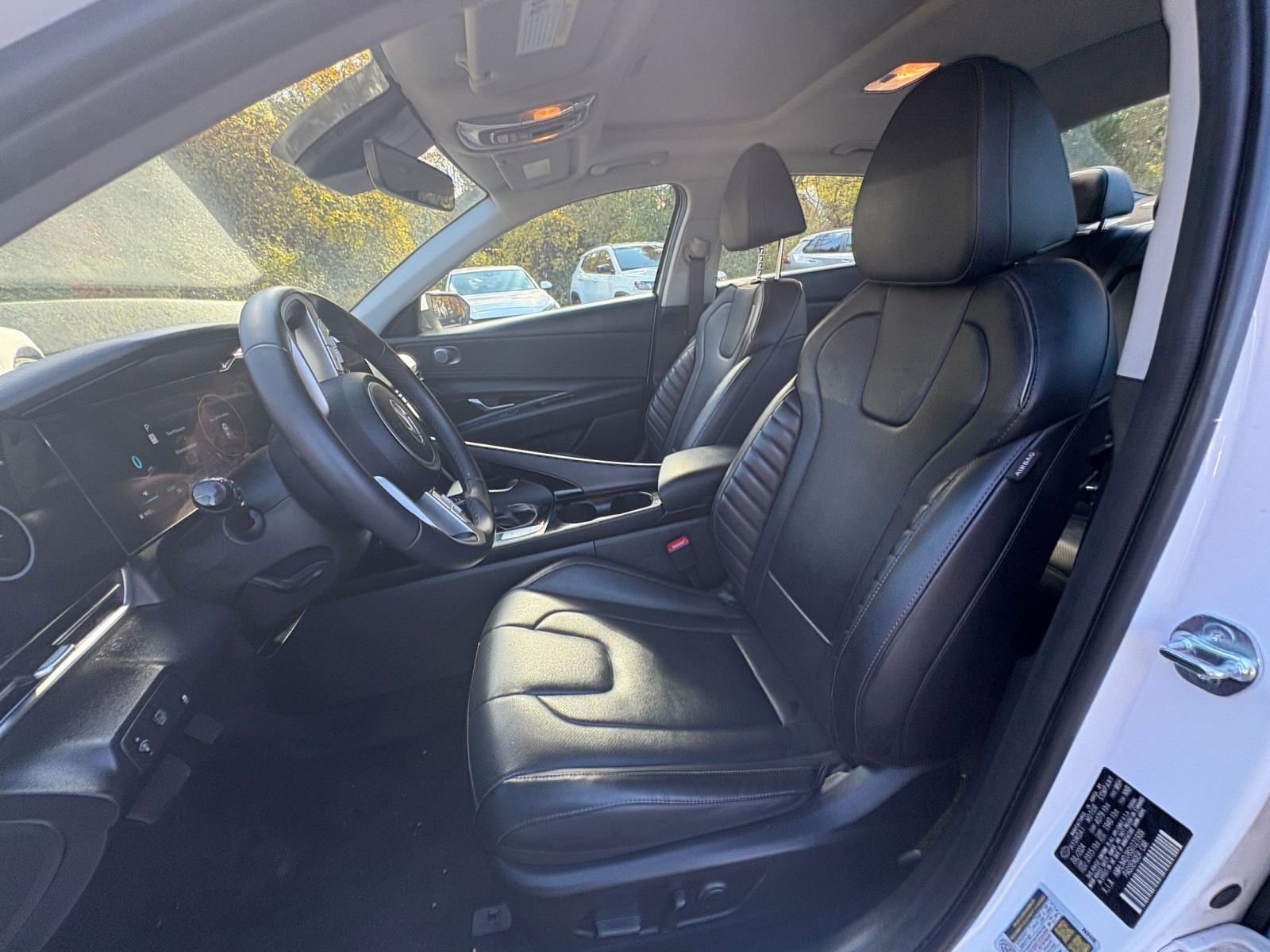 Thumbnail: 2025 Hyundai Elantra - 23