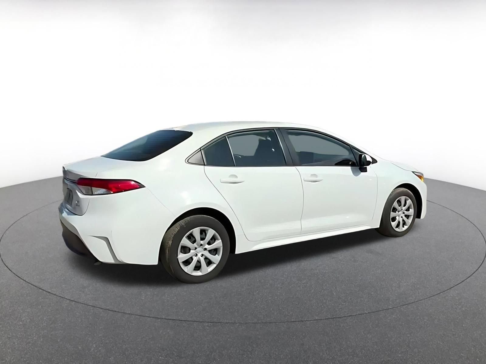 Thumbnail: 2025 Toyota Corolla - 15