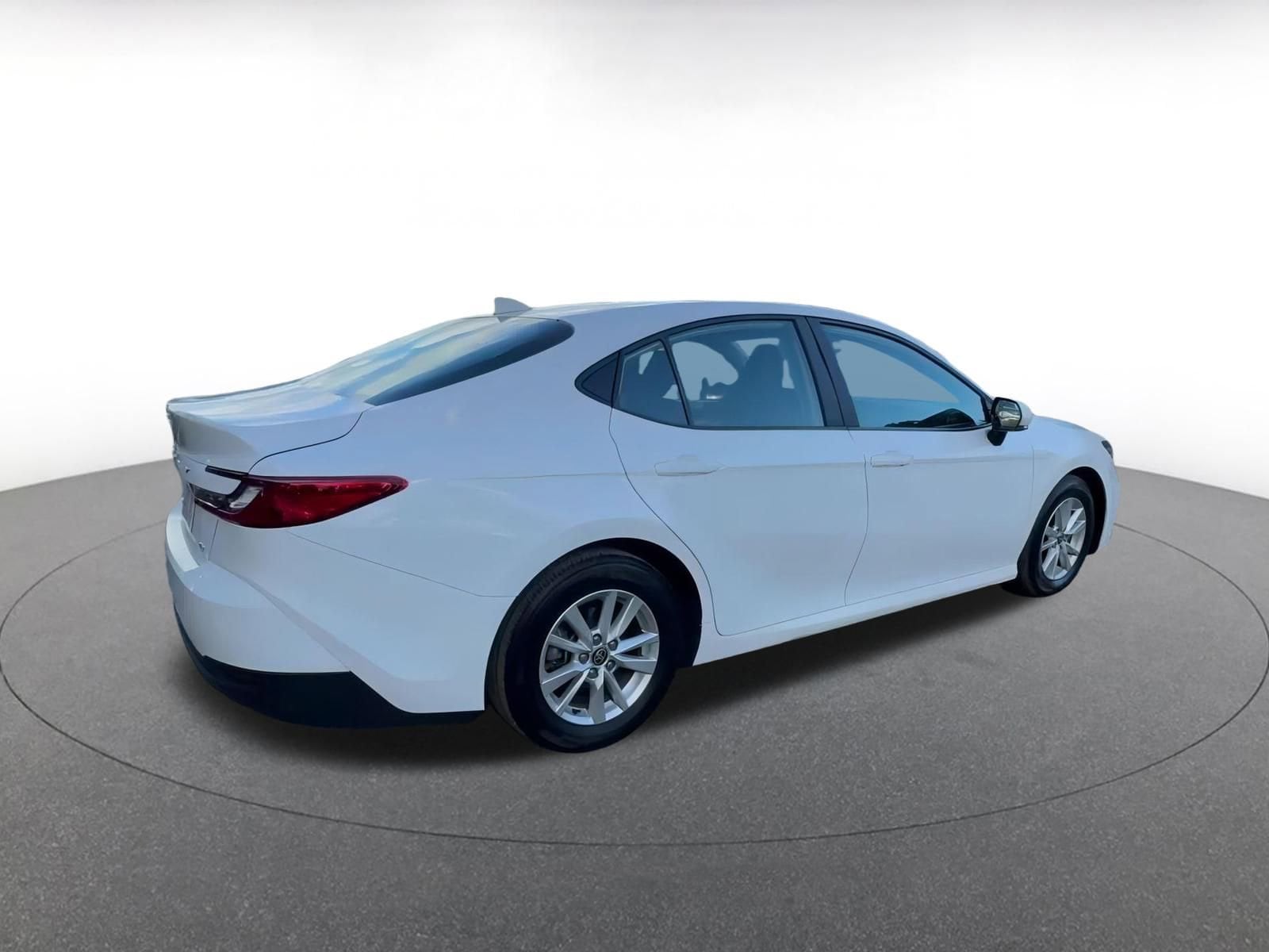 Thumbnail: 2025 Toyota Camry - 15
