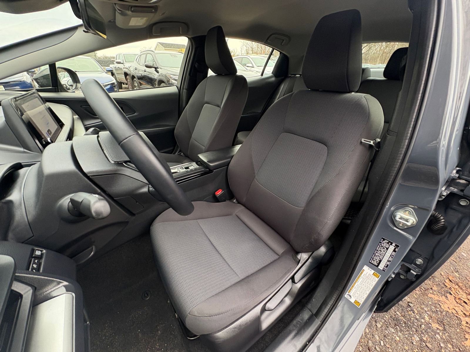 Thumbnail: 2025 Toyota Prius - 32