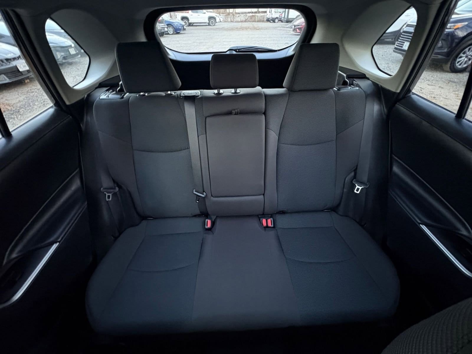 Thumbnail: 2025 Toyota RAV4 - 35