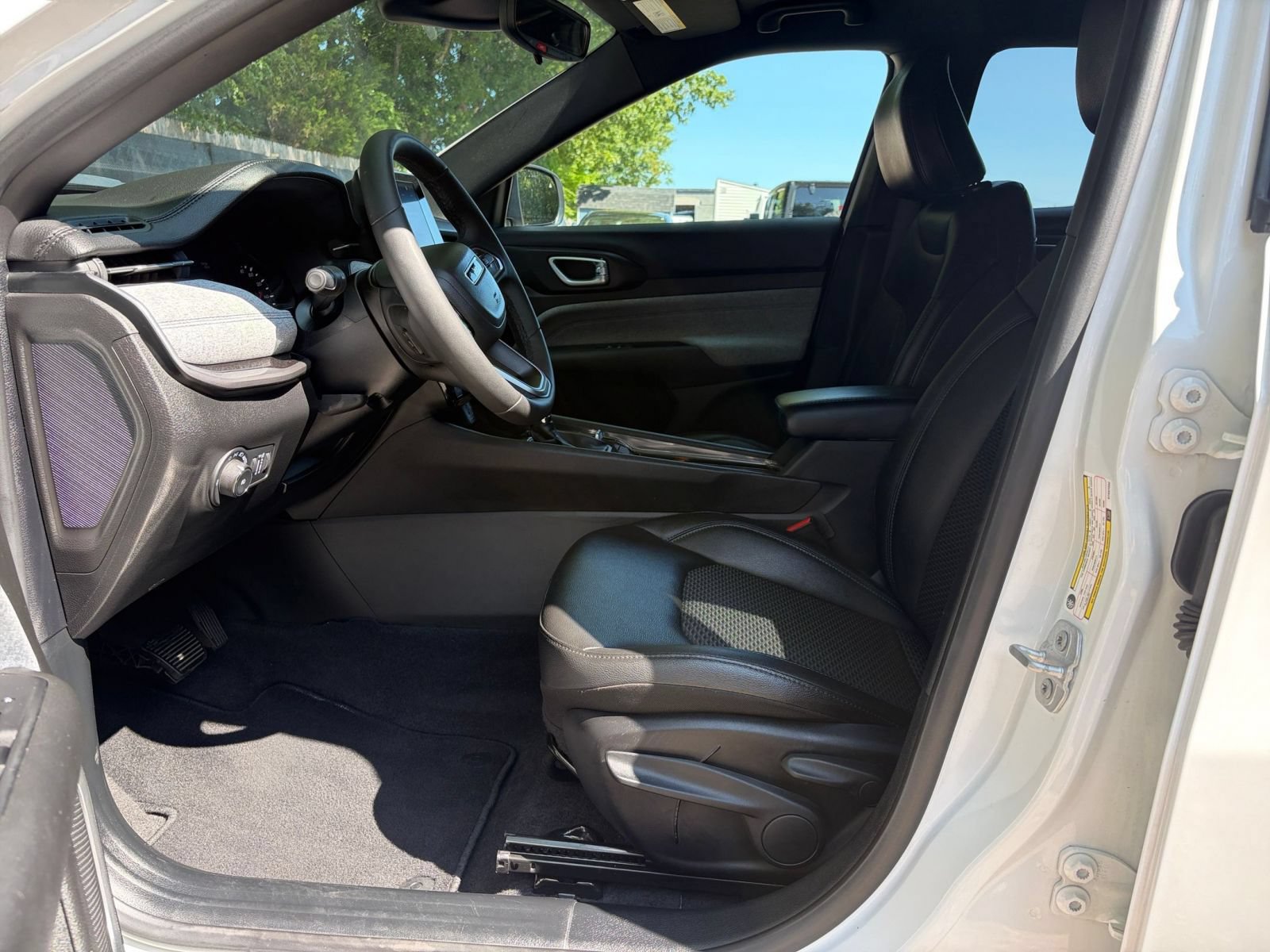 Thumbnail: 2025 Jeep Compass - 26