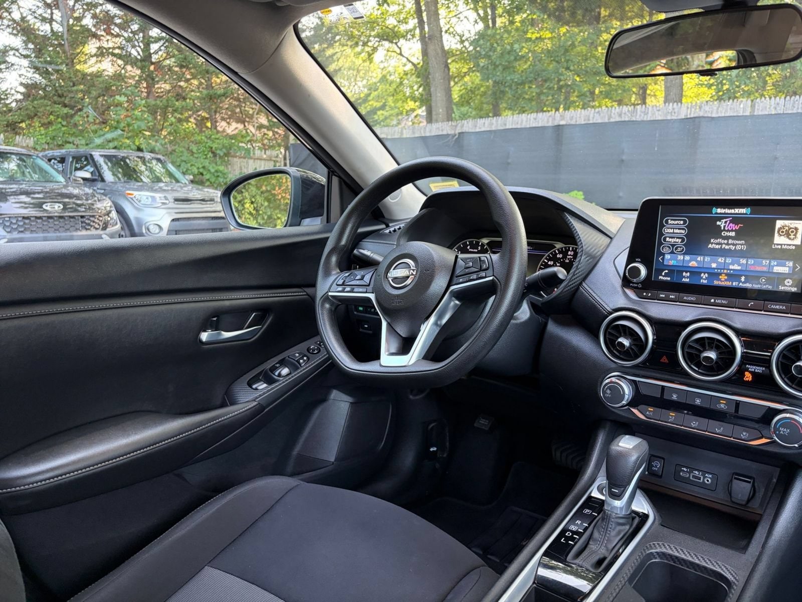 Thumbnail: 2025 Nissan Sentra - 32