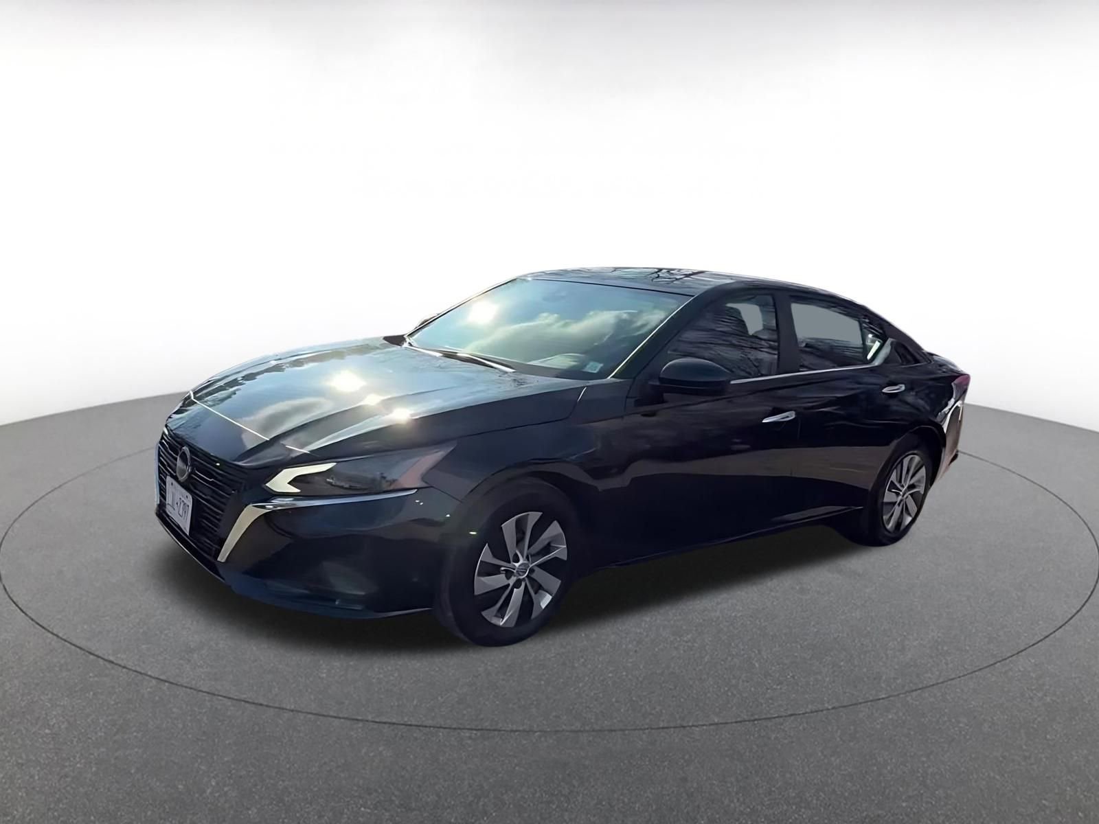 Thumbnail: 2024 Nissan Altima - 8