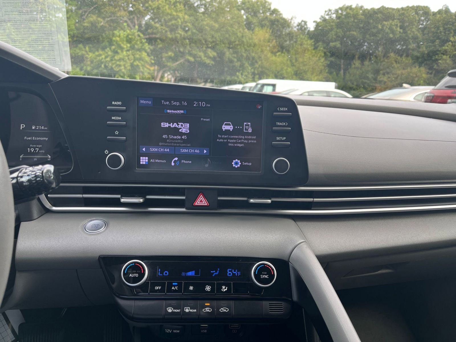 Thumbnail: 2023 Hyundai Elantra - 32