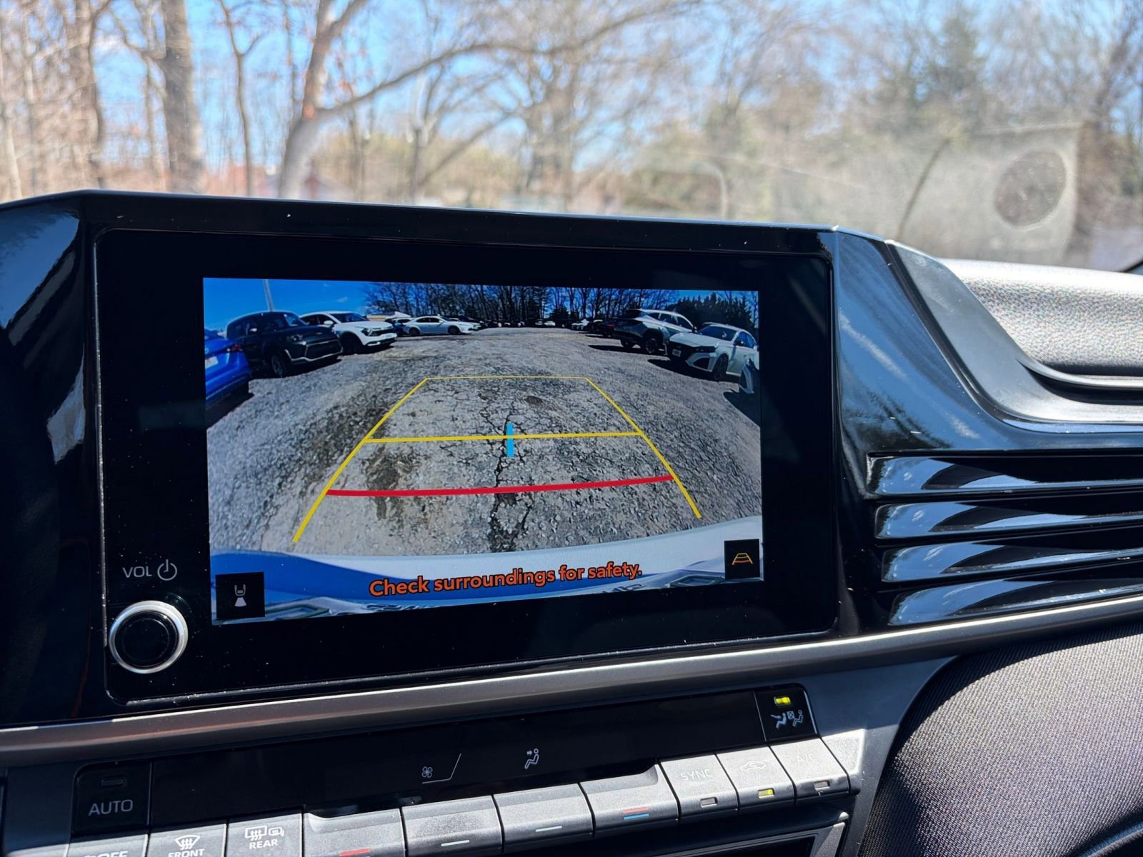 Thumbnail: 2025 Toyota Camry - 22