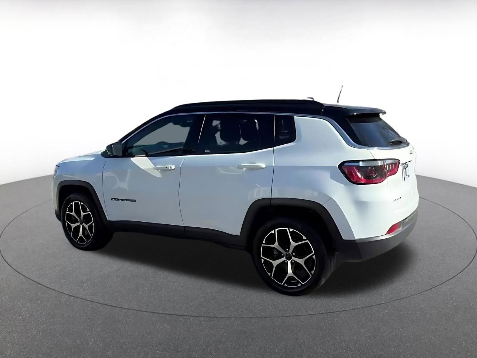 Thumbnail: 2025 Jeep Compass - 10