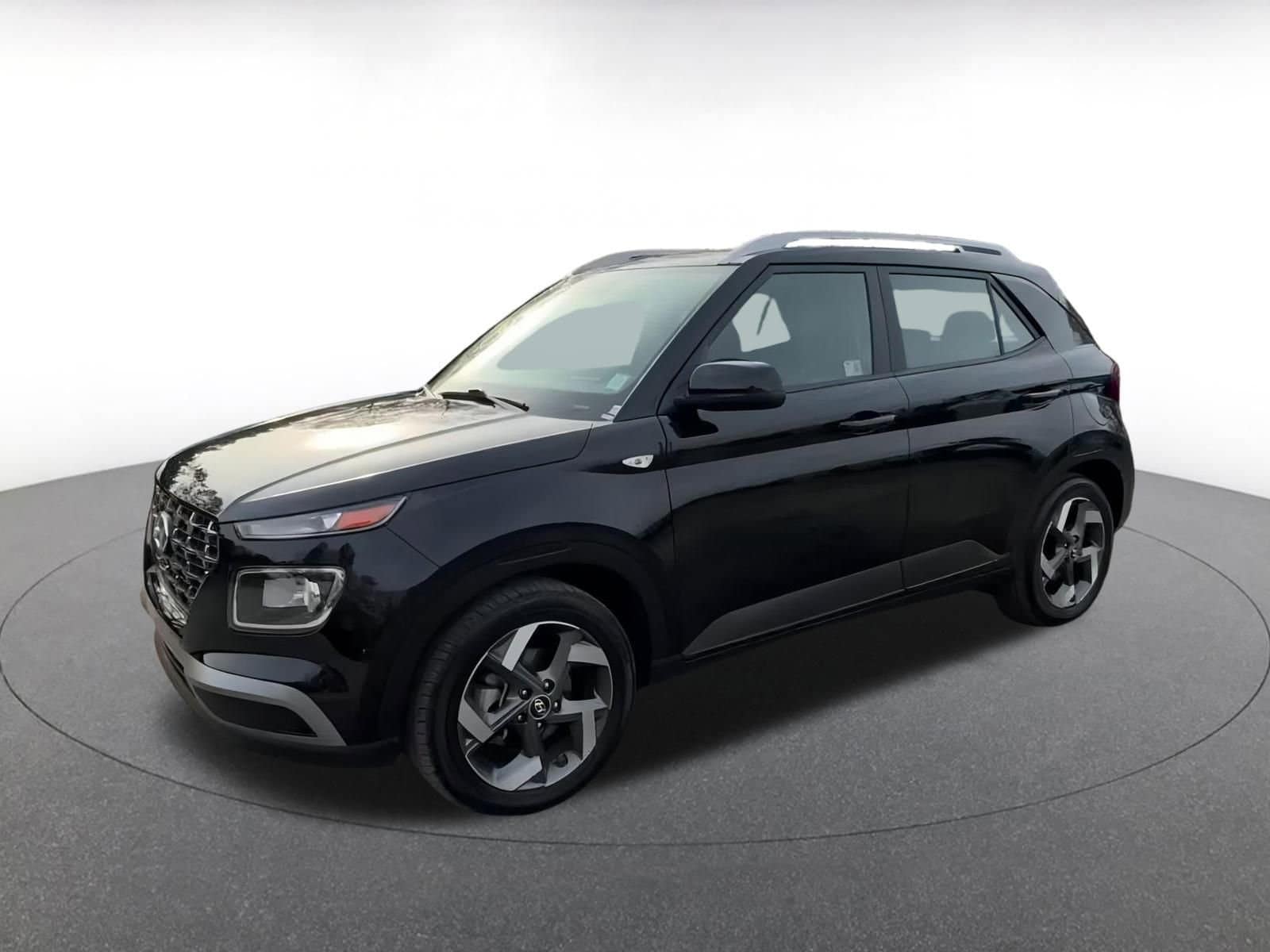 Thumbnail: 2025 Hyundai Venue - 8