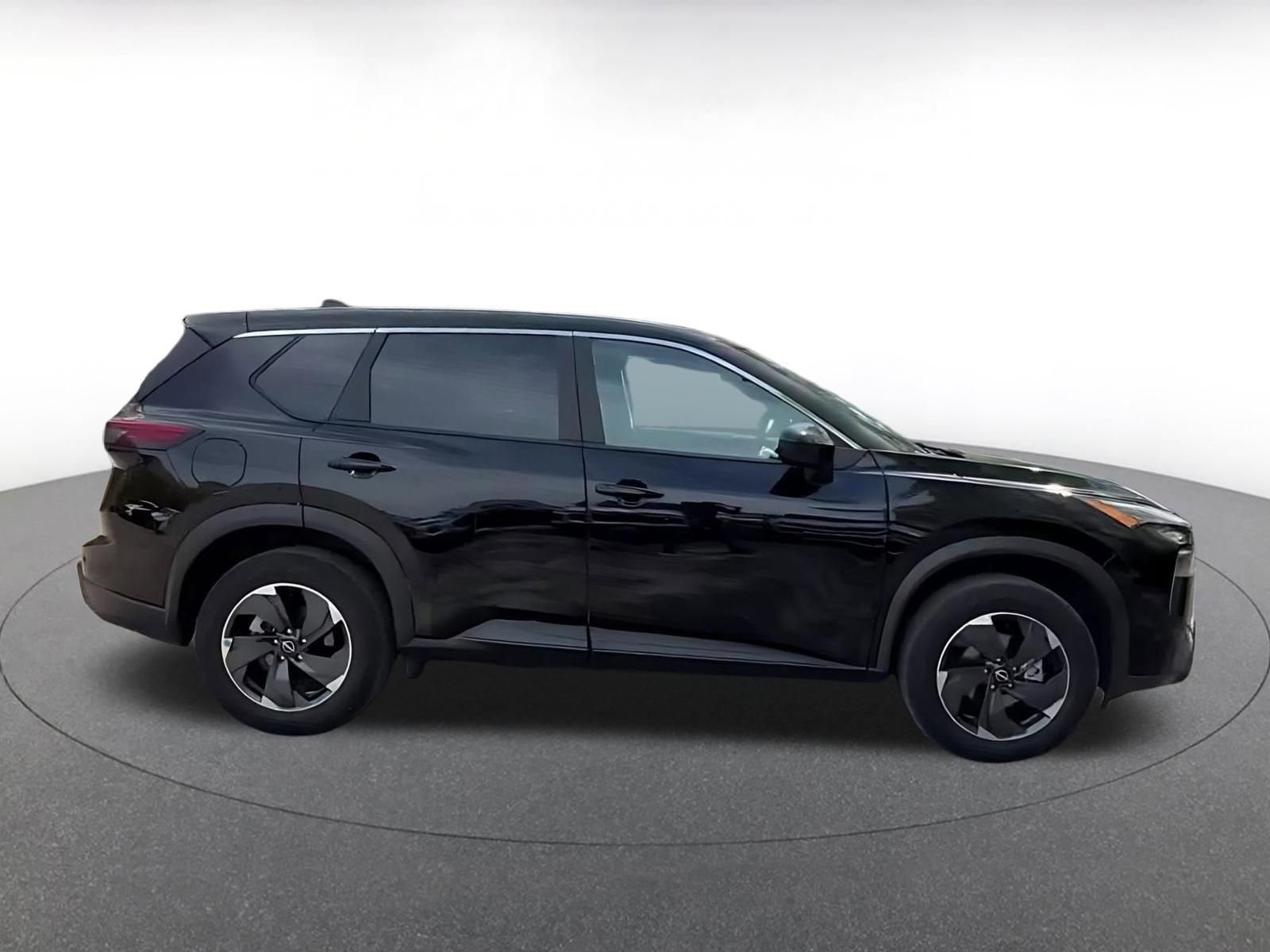 Thumbnail: 2025 Nissan Rogue - 16