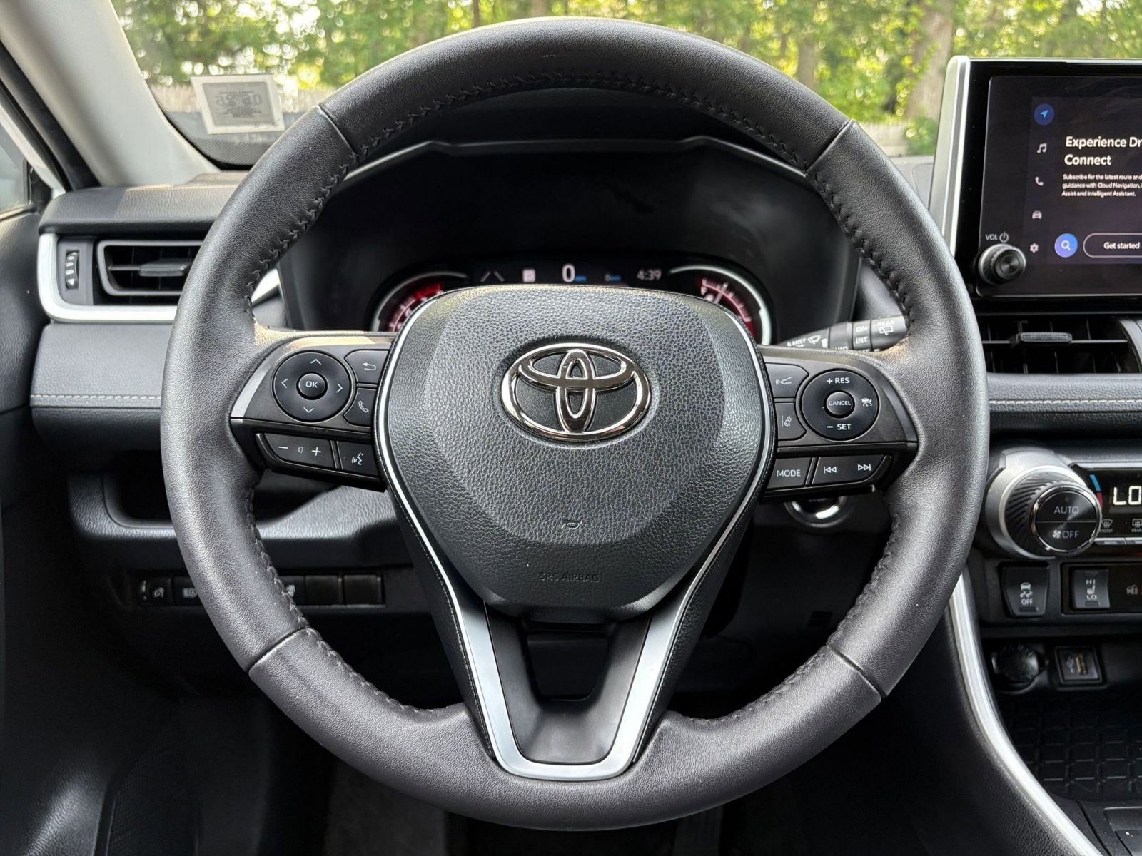 Thumbnail: 2024 Toyota RAV4 - 28