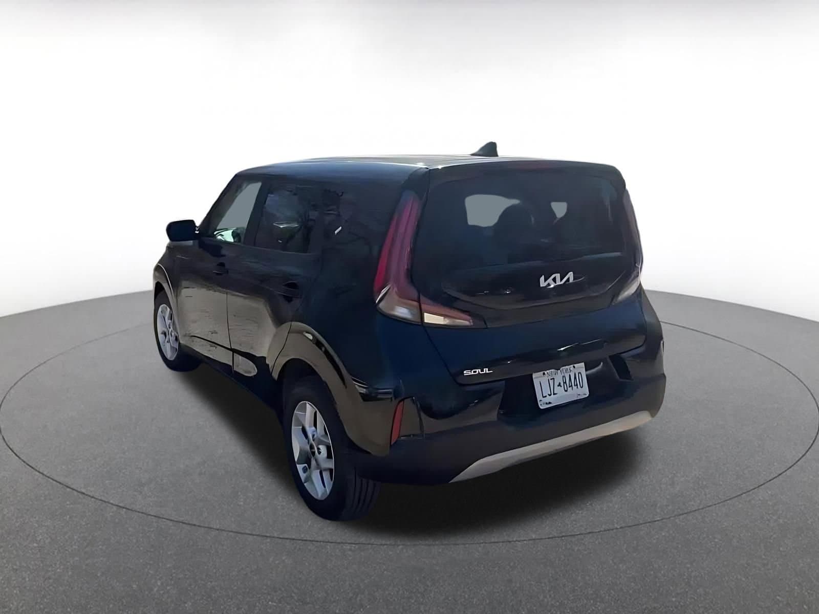Thumbnail: 2025 Kia Soul - 11