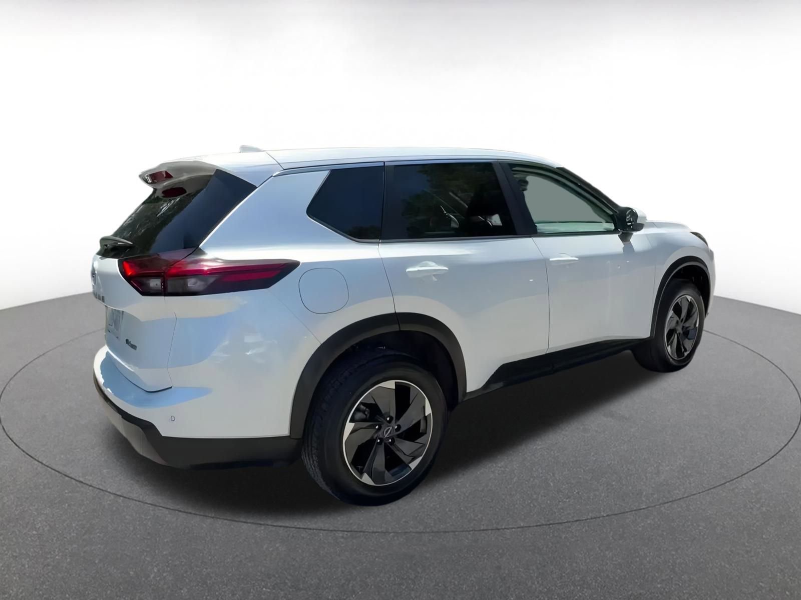 Thumbnail: 2024 Nissan Rogue - 15