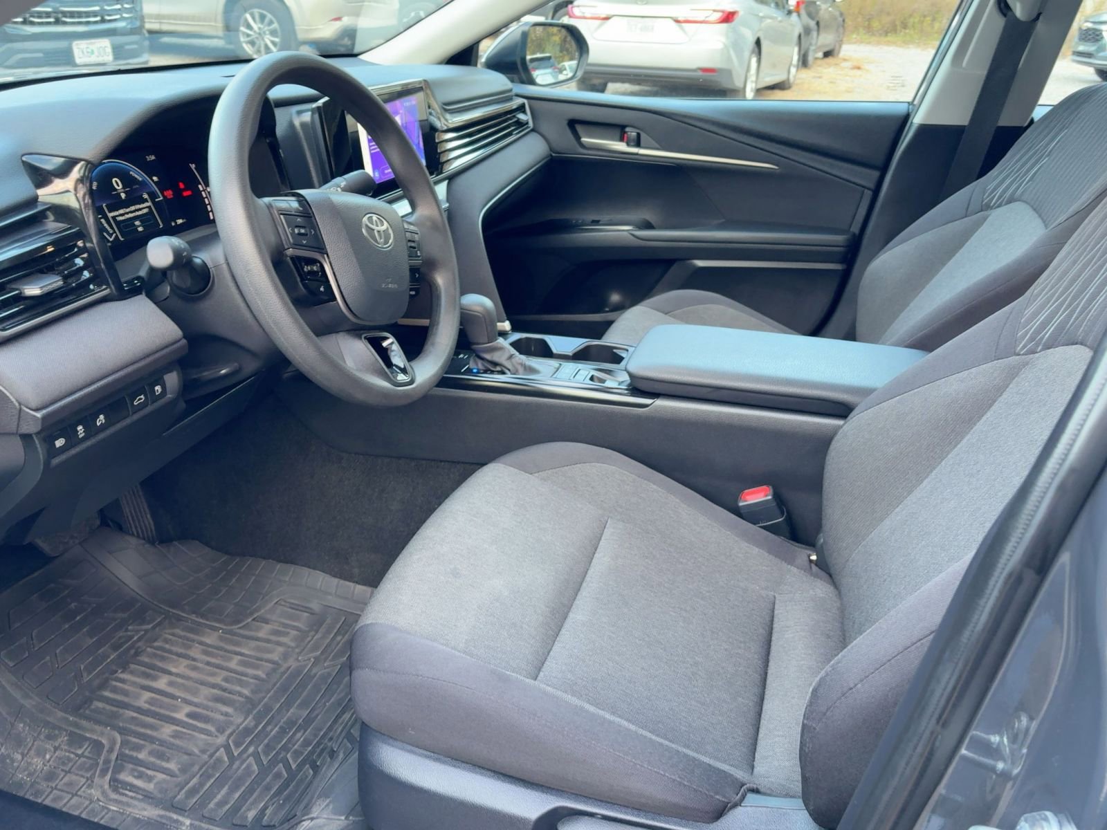 Thumbnail: 2025 Toyota Camry - 14