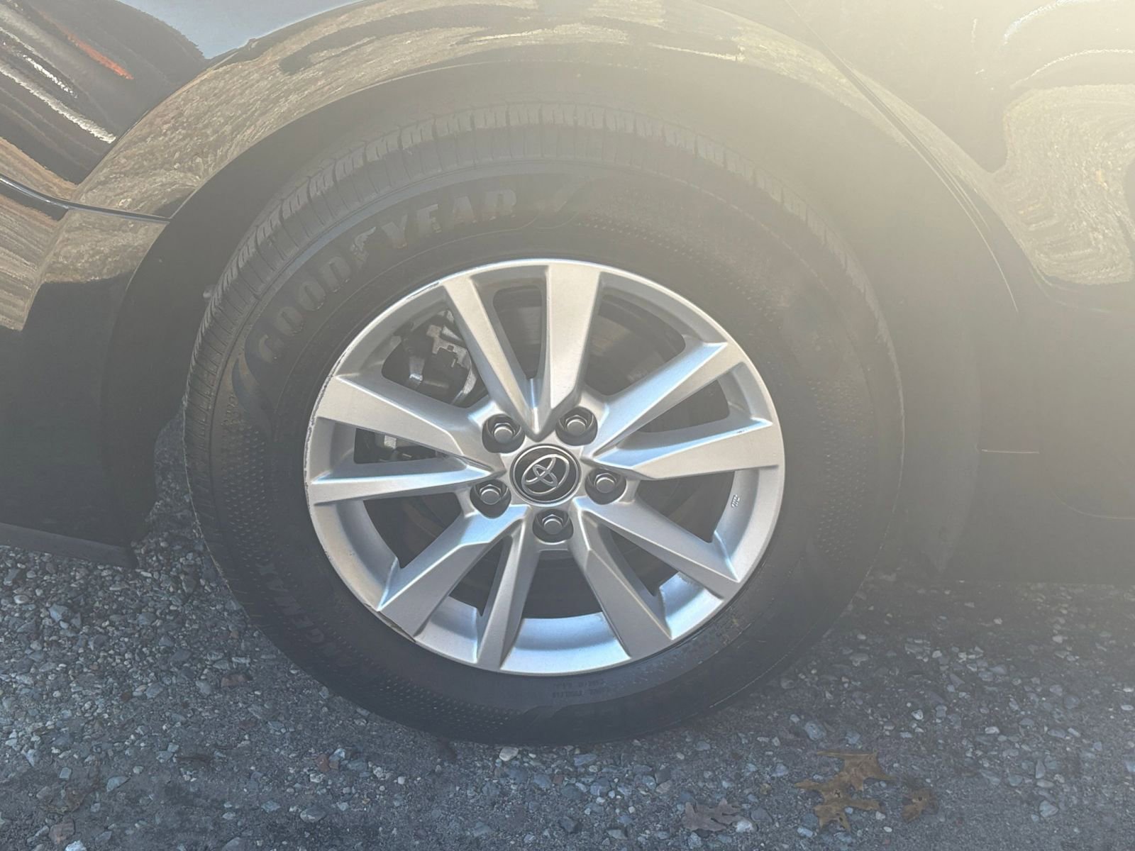 Thumbnail: 2025 Toyota Camry - 25